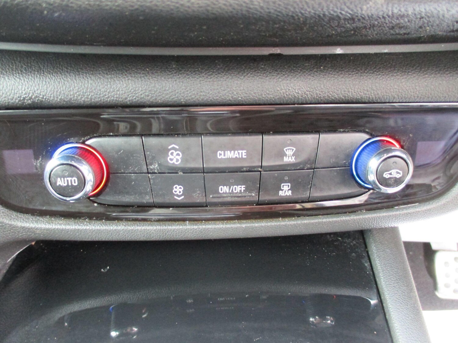 Used Vauxhall Insignia 2019 for sale - 77909268: Photo 21