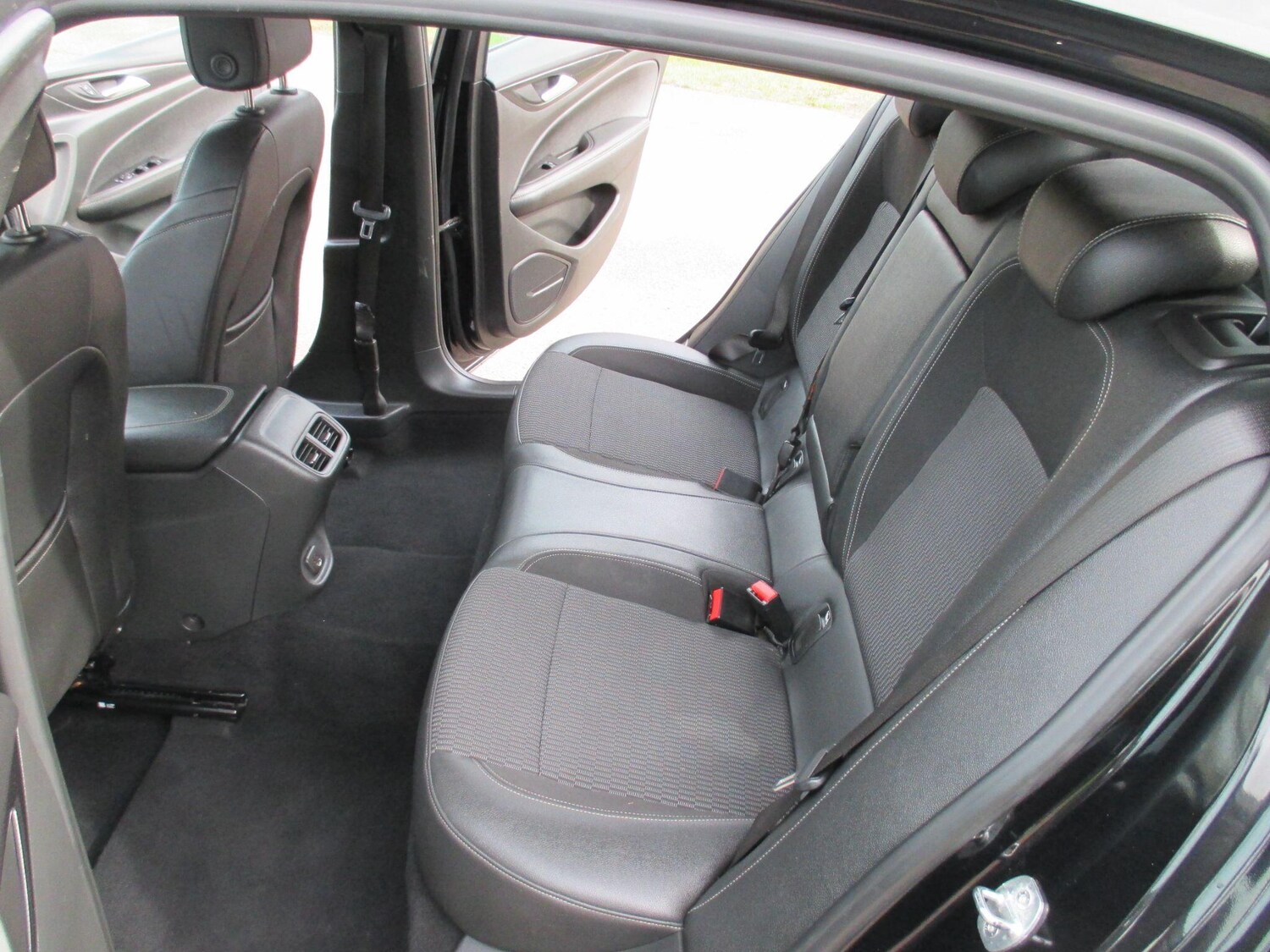 Used Vauxhall Insignia 2019 for sale - 77909268: Photo 31