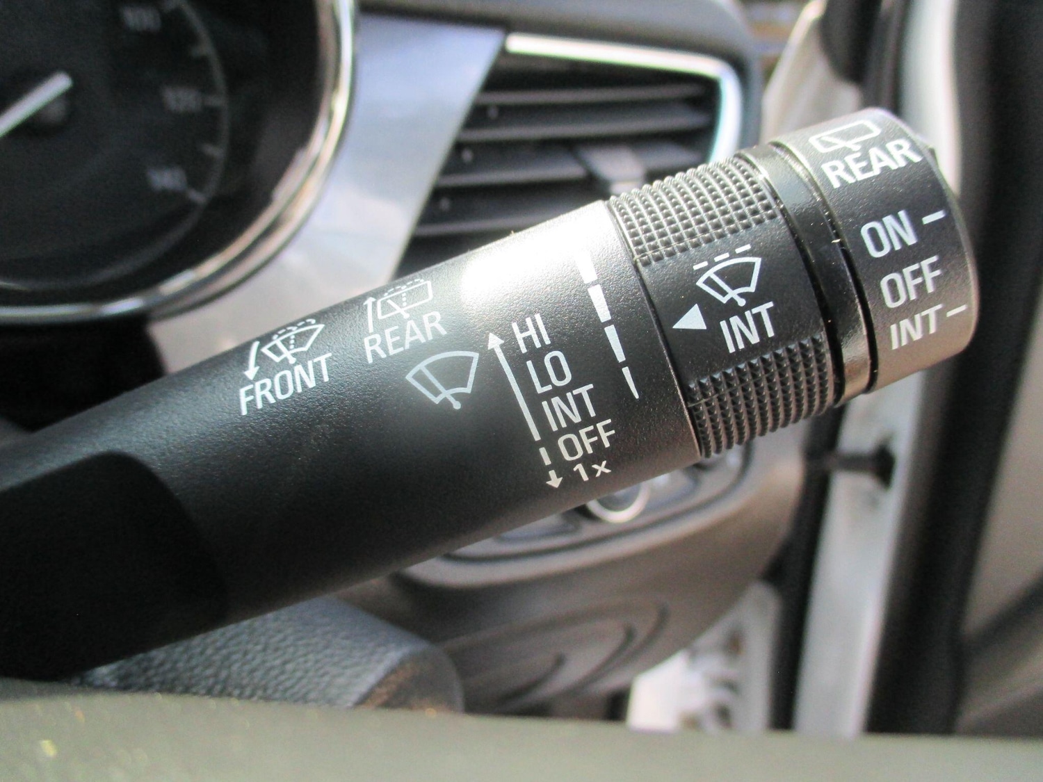 Used Vauxhall Mokka X for sale - 76728809: Photo 35