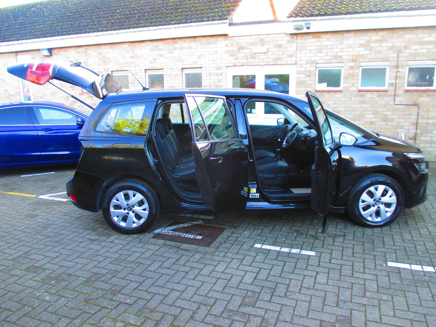 Used Citroen C4 Grand Picasso 2019 for sale - 77040469: Photo 9