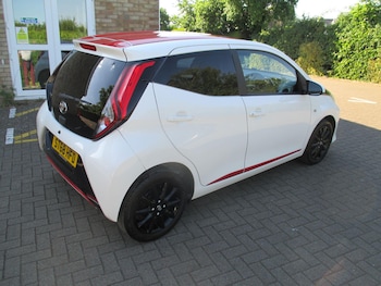 Used Toyota AYGO 2018 for sale - 75751688: Photo