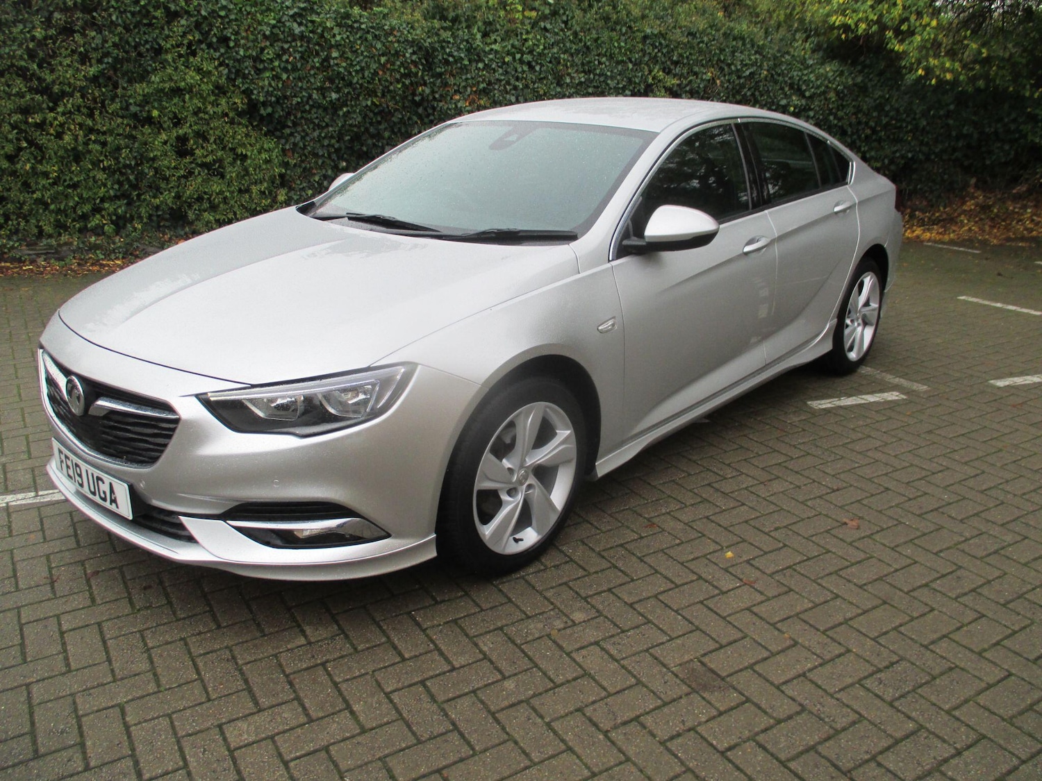 Used Vauxhall Insignia 2019 for sale - 76371569: Photo 2