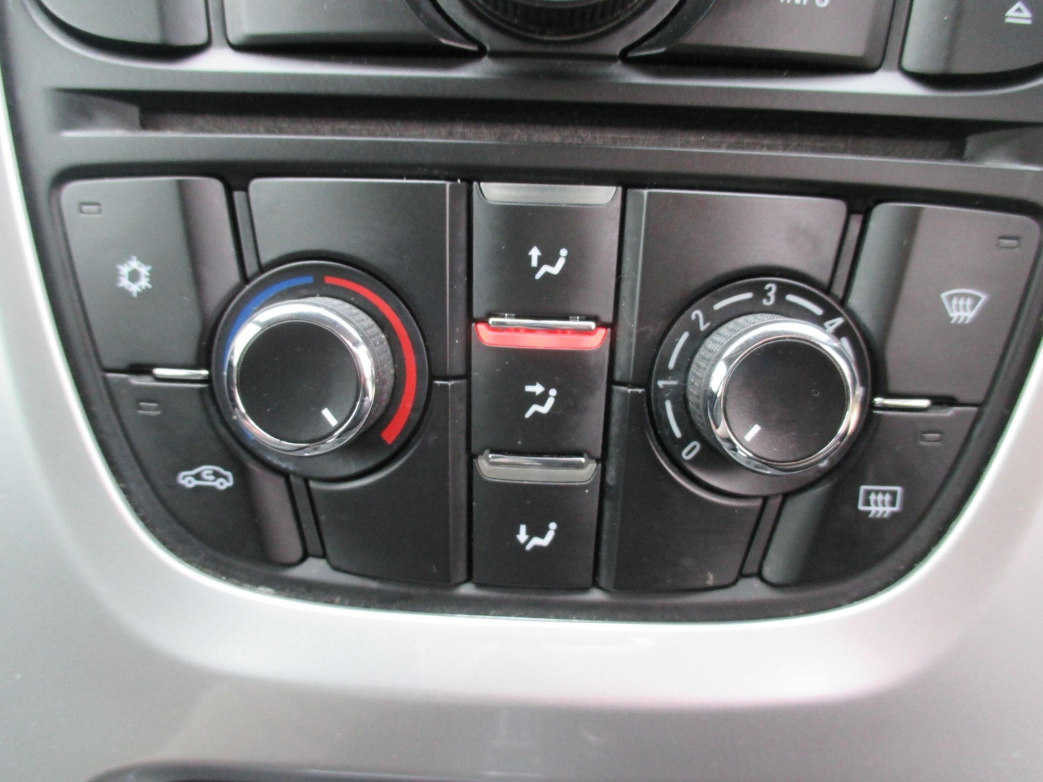 Used Vauxhall Astra 2016 for sale - 78147856: Photo 22