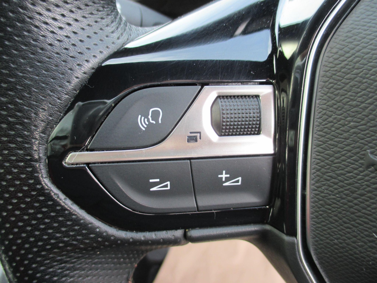 Used Peugeot 3008 for sale - 77824709: Photo 28