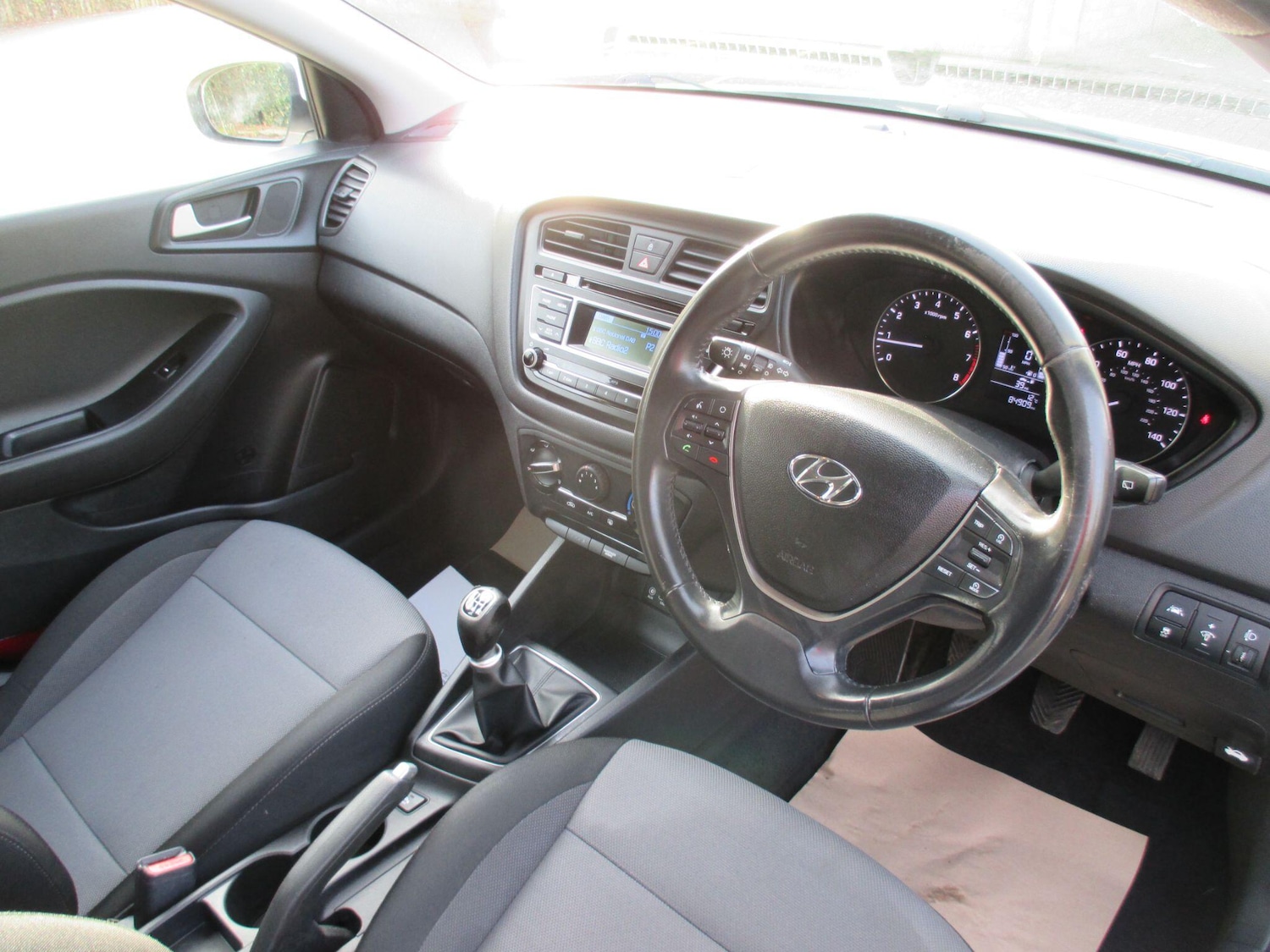 Used Hyundai i20 2017 for sale - 77783286: Photo 16