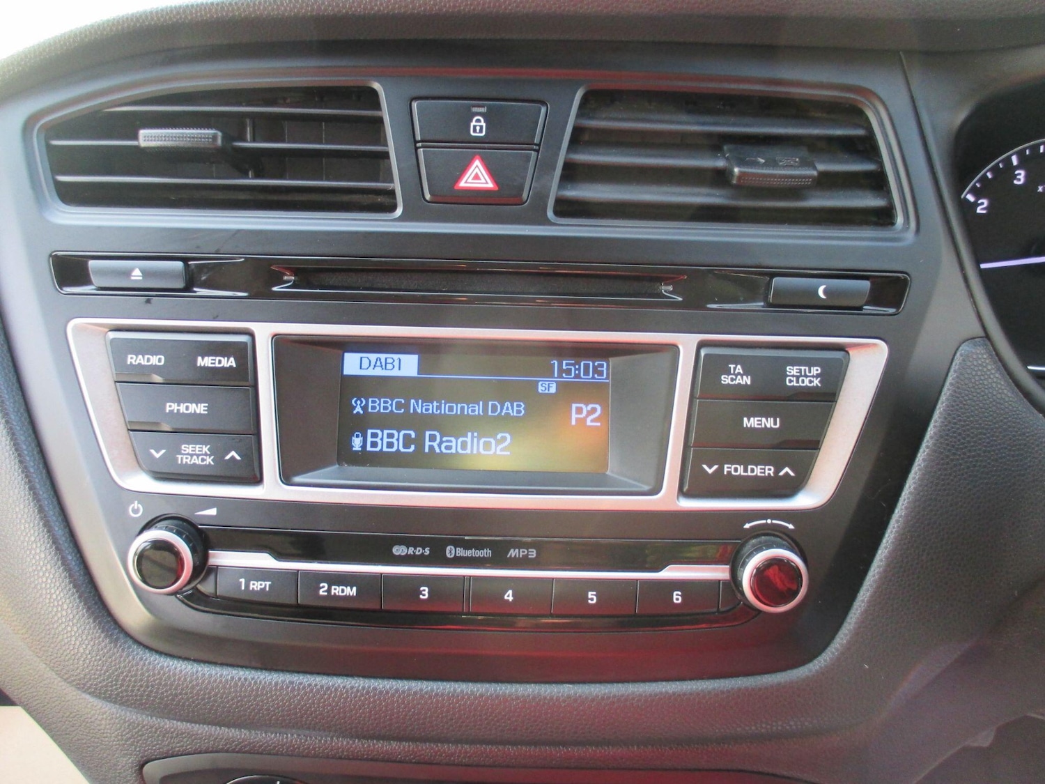 Used Hyundai i20 2017 for sale - 77783286: Photo 19