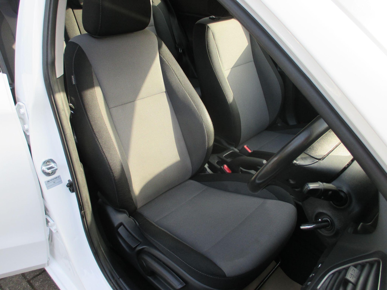 Used Hyundai i20 2017 for sale - 77783286: Photo 22