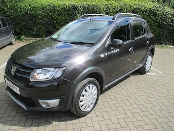 Used Dacia Sandero Stepway 2016 for sale - 78347904: Photo