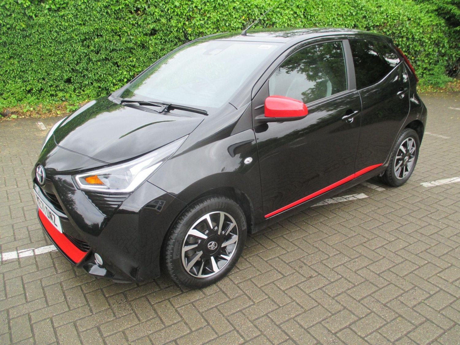 Used Toyota AYGO 2021 for sale - 76991894: Photo 2