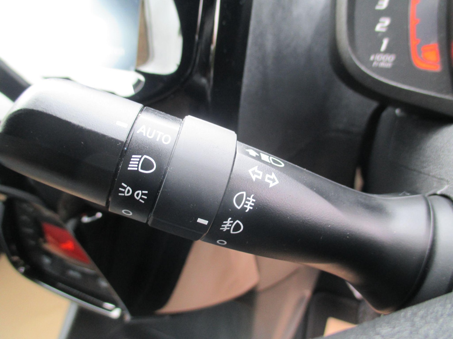 Used Toyota AYGO 2021 for sale - 76991894: Photo 32