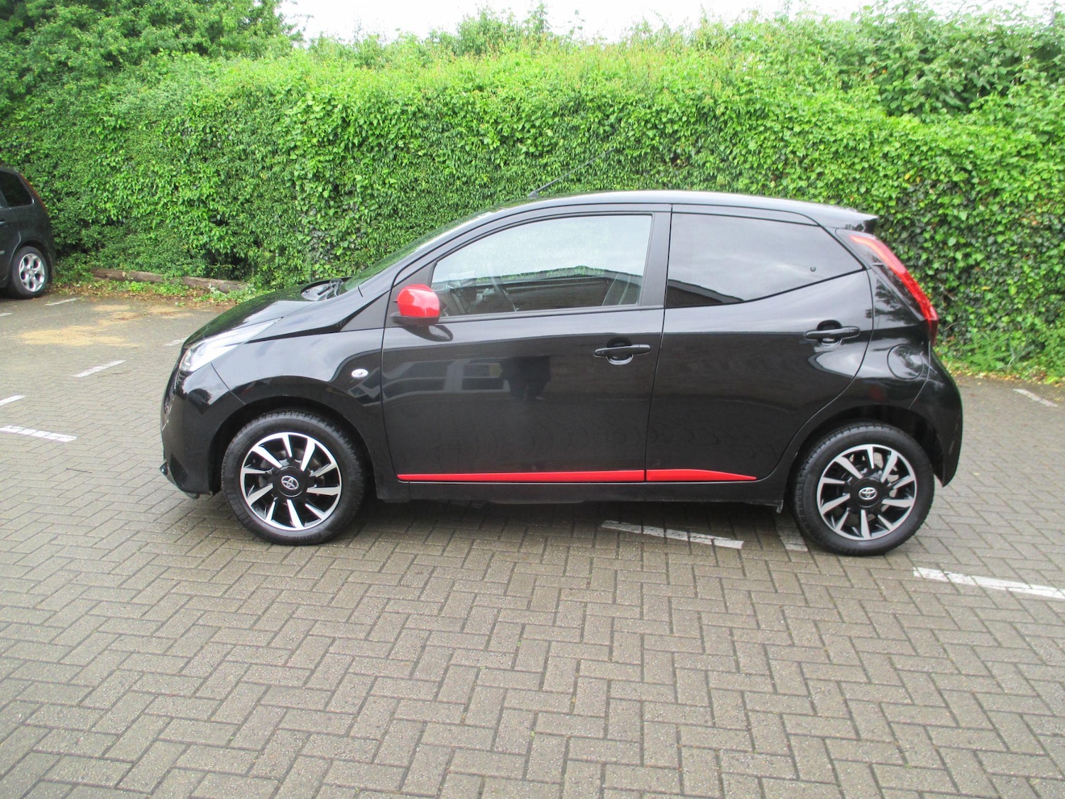 Used Toyota AYGO 2021 for sale - 76991894: Photo 7
