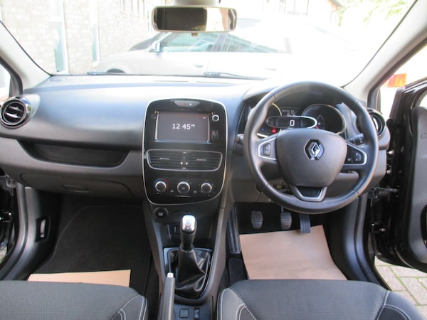 Used Renault Clio 2018 for sale - 76084772: Photo 14