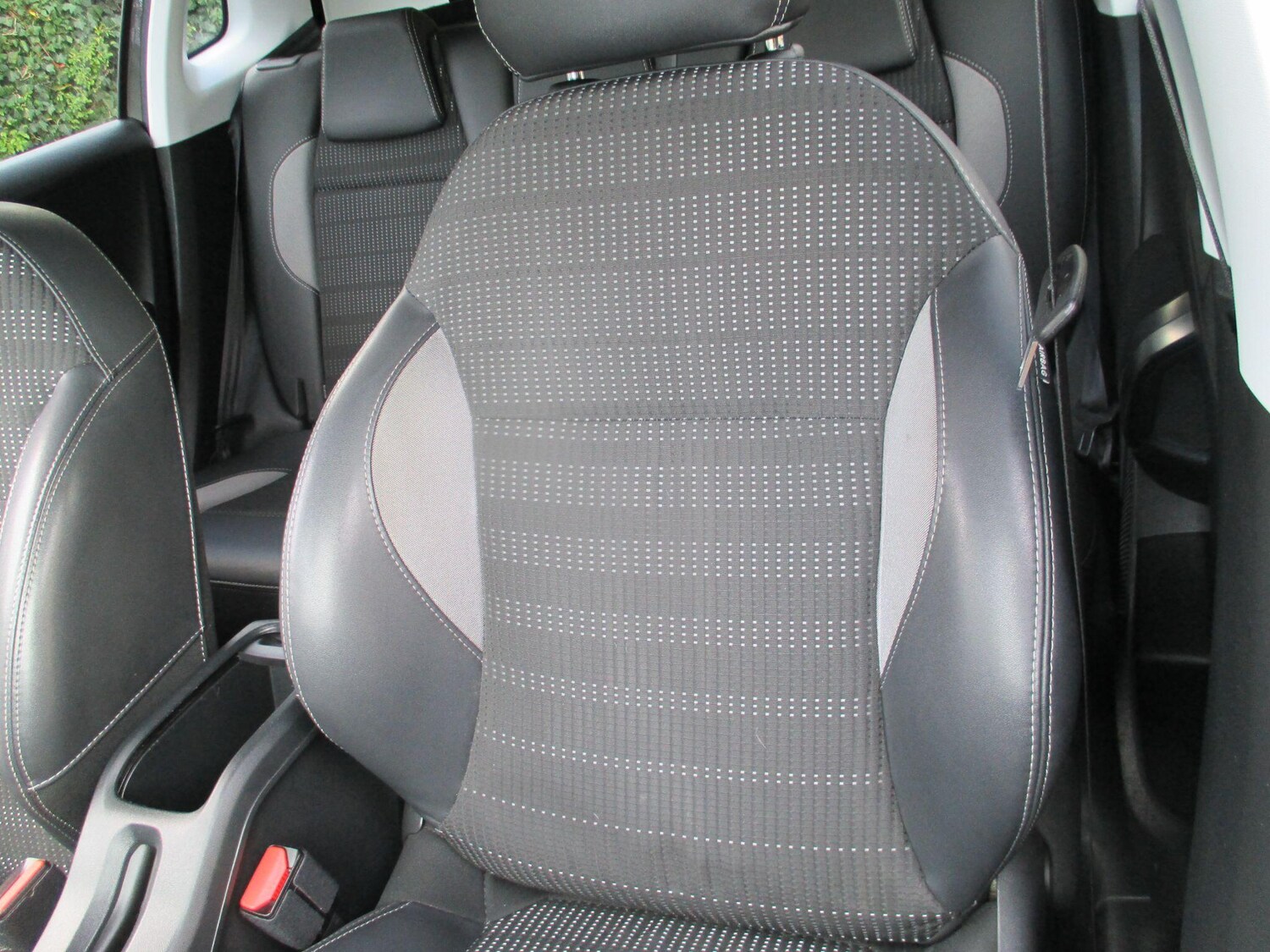 Used Peugeot 2008 2019 for sale - 76349690: Photo 28