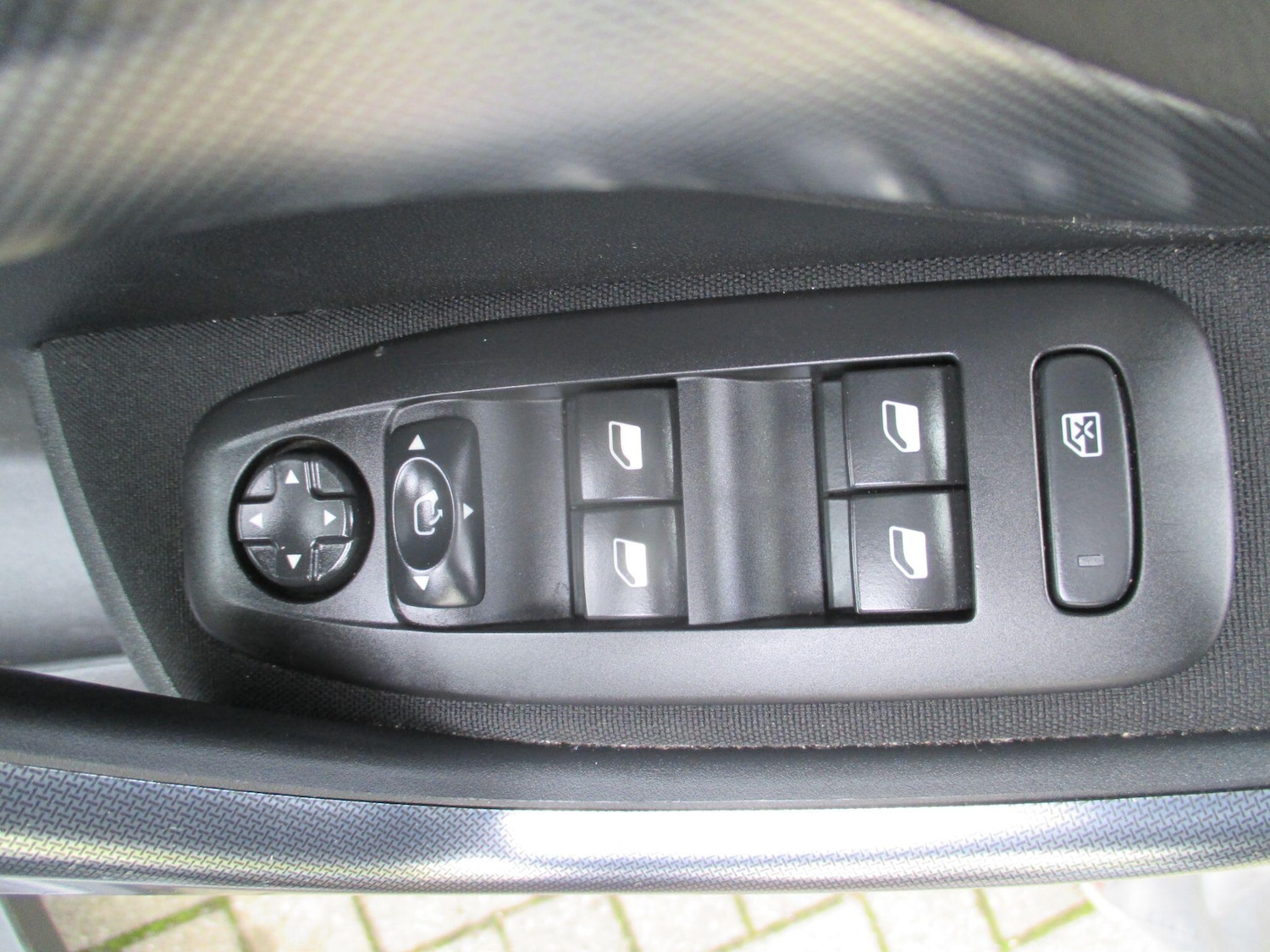 Used Peugeot 2008 2019 for sale - 76349690: Photo 45