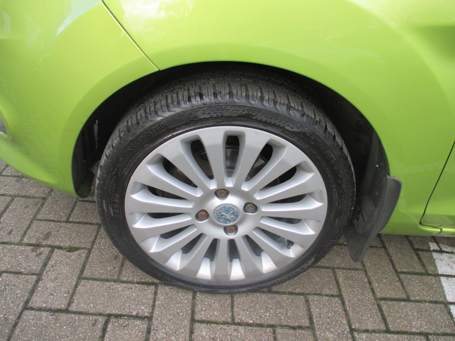 Used Ford Fiesta 2010 for sale - 76612698: Photo 12