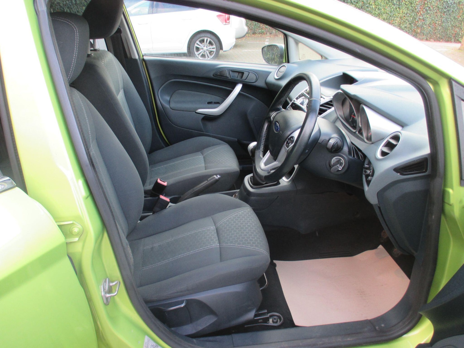 Used Ford Fiesta 2010 for sale - 76612698: Photo 22
