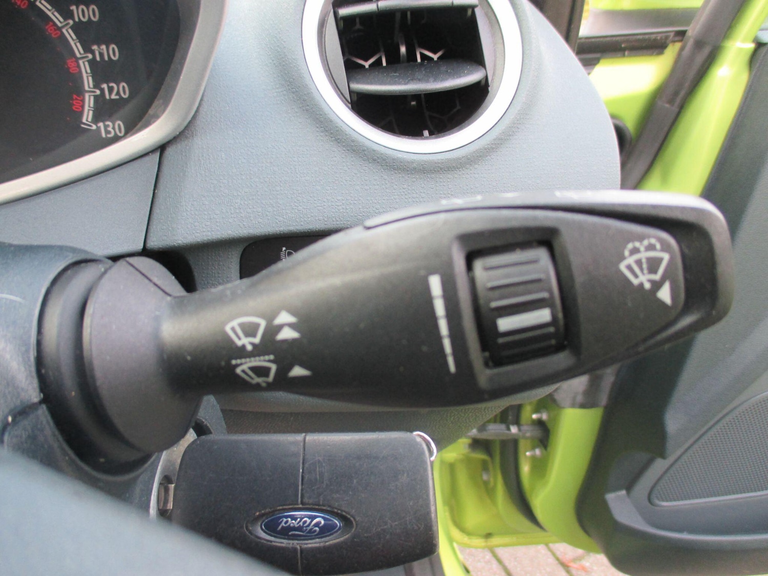 Used Ford Fiesta 2010 for sale - 76612698: Photo 27