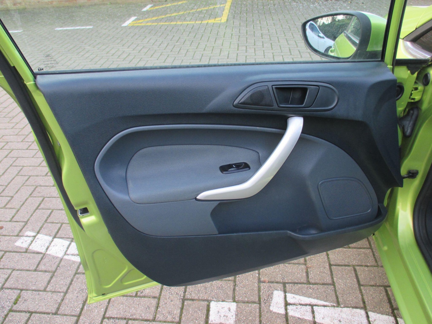 Used Ford Fiesta 2010 for sale - 76612698: Photo 37