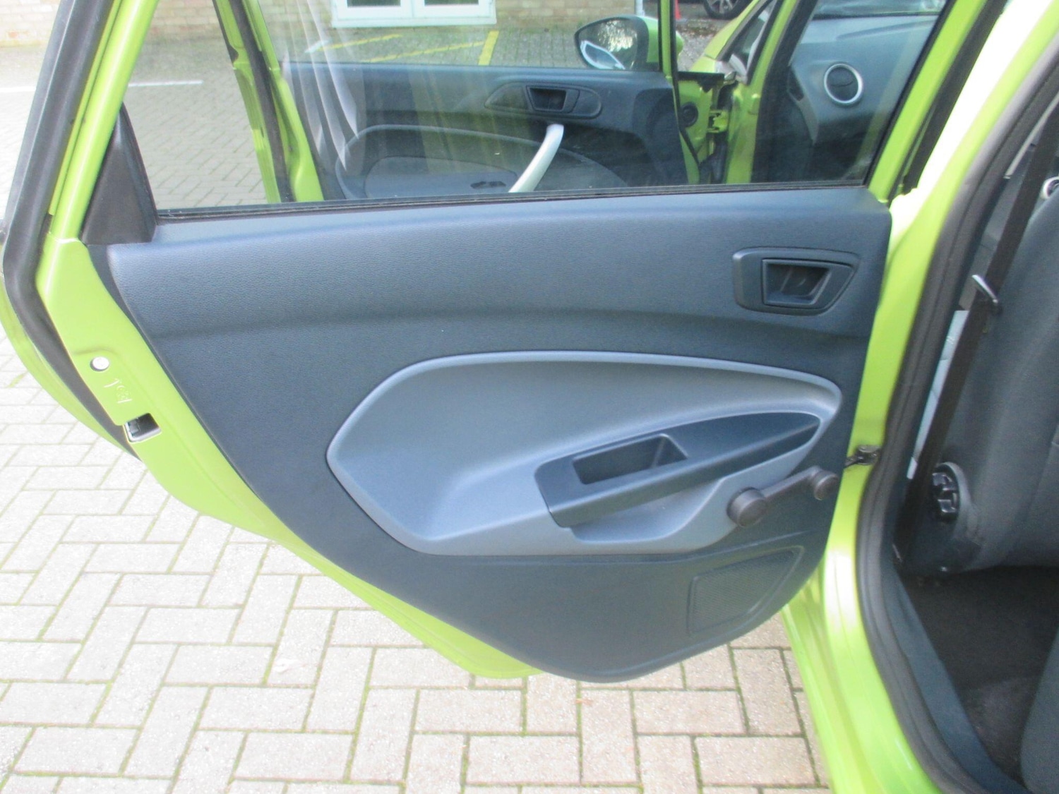 Used Ford Fiesta 2010 for sale - 76612698: Photo 38