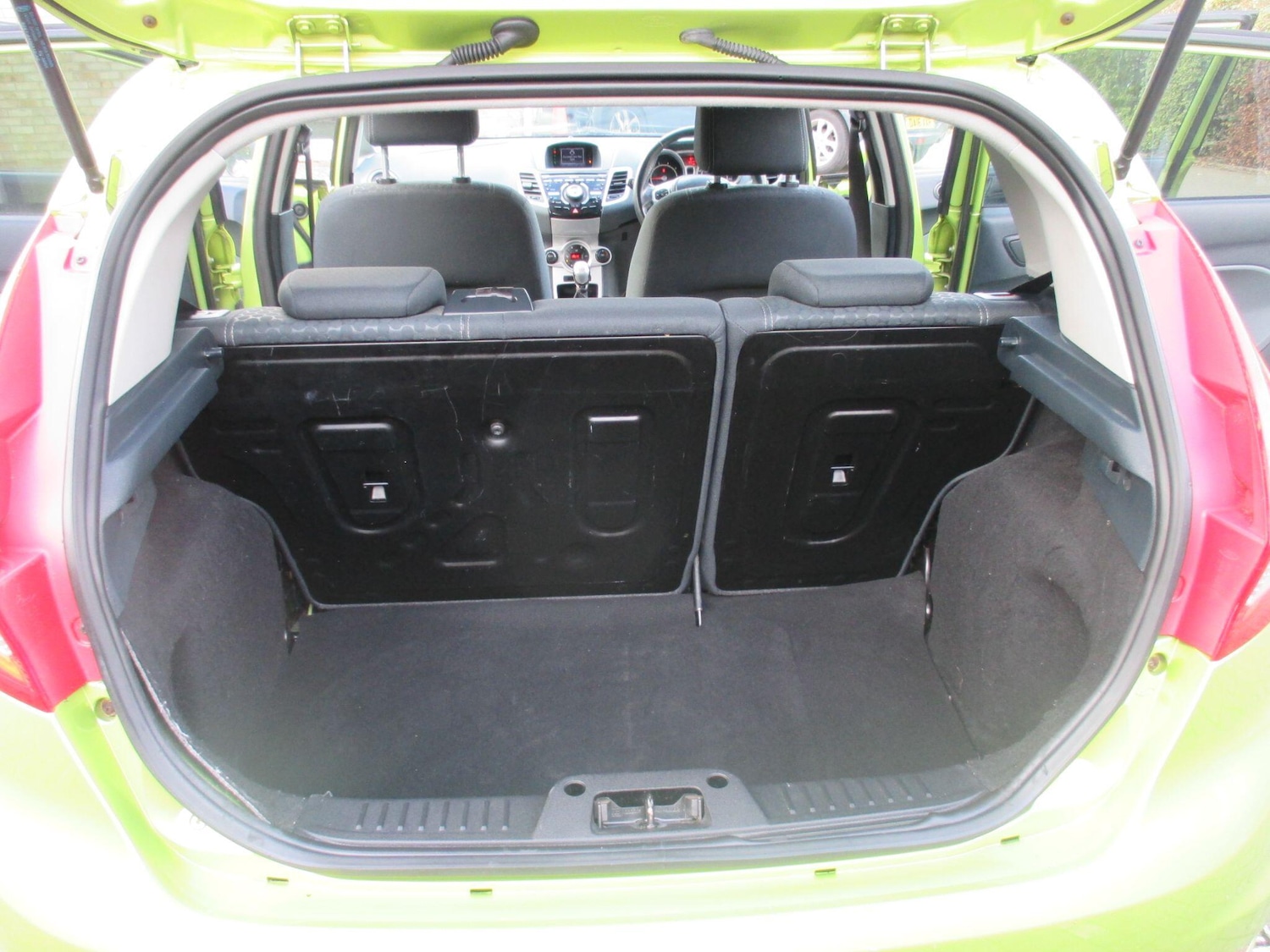 Used Ford Fiesta 2010 for sale - 76612698: Photo 39