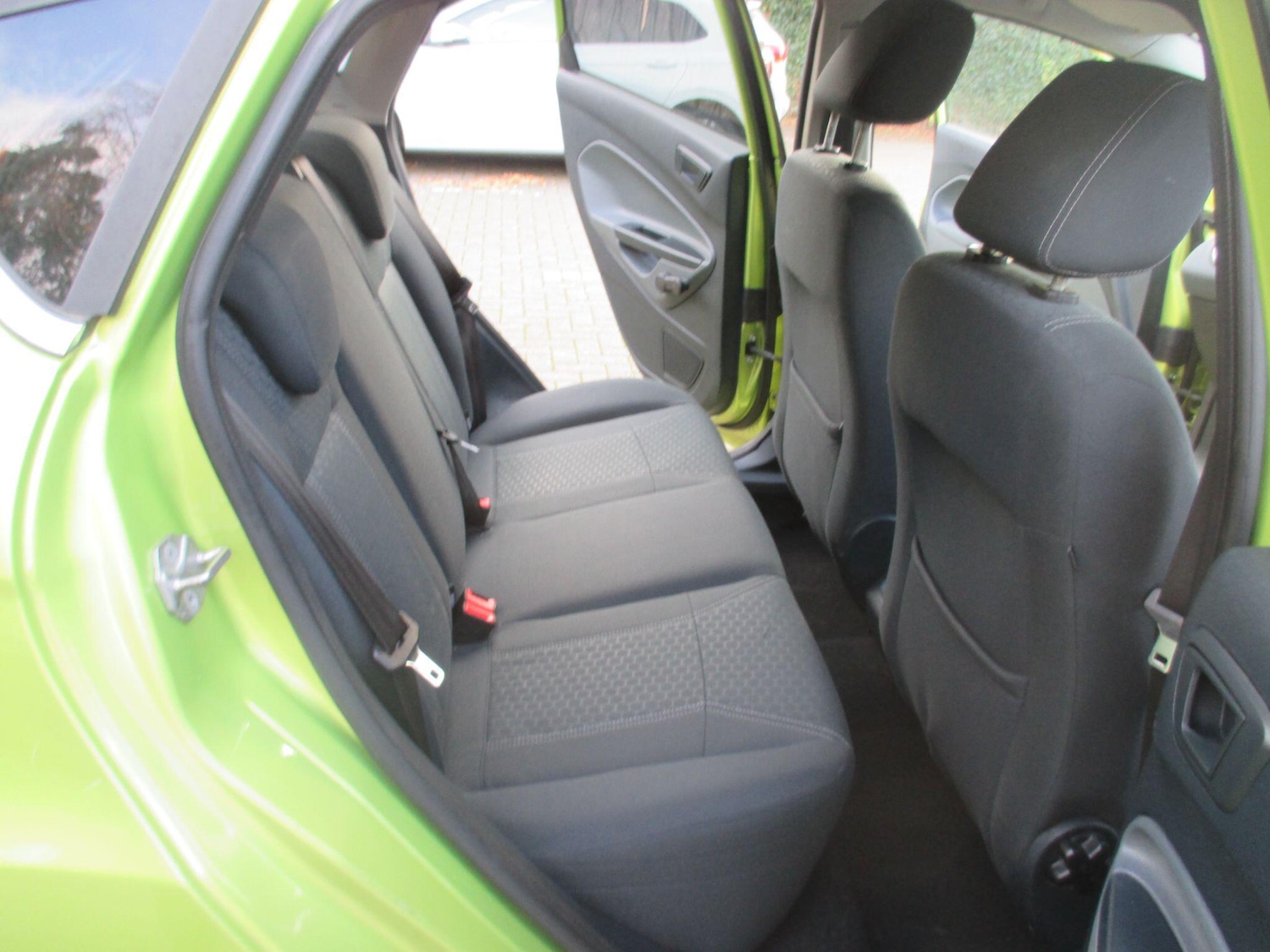 Used Ford Fiesta 2010 for sale - 76612698: Photo 42