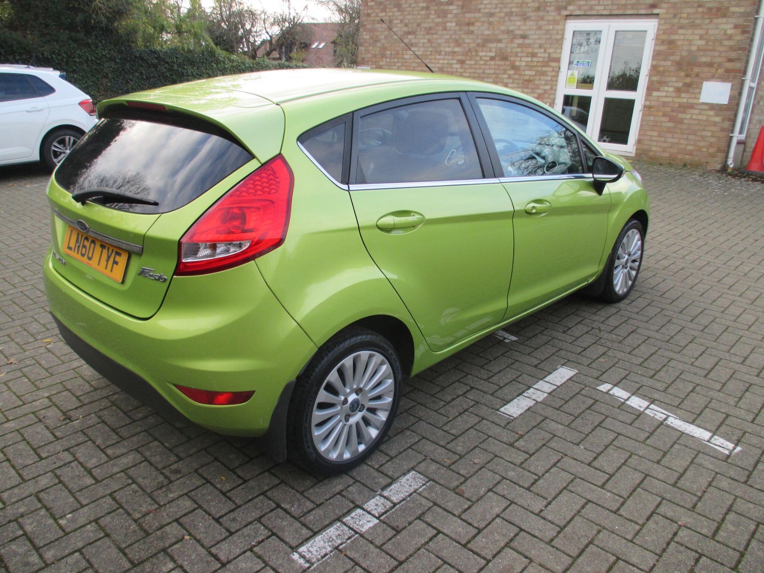 Used Ford Fiesta 2010 for sale - 76612698: Photo 5