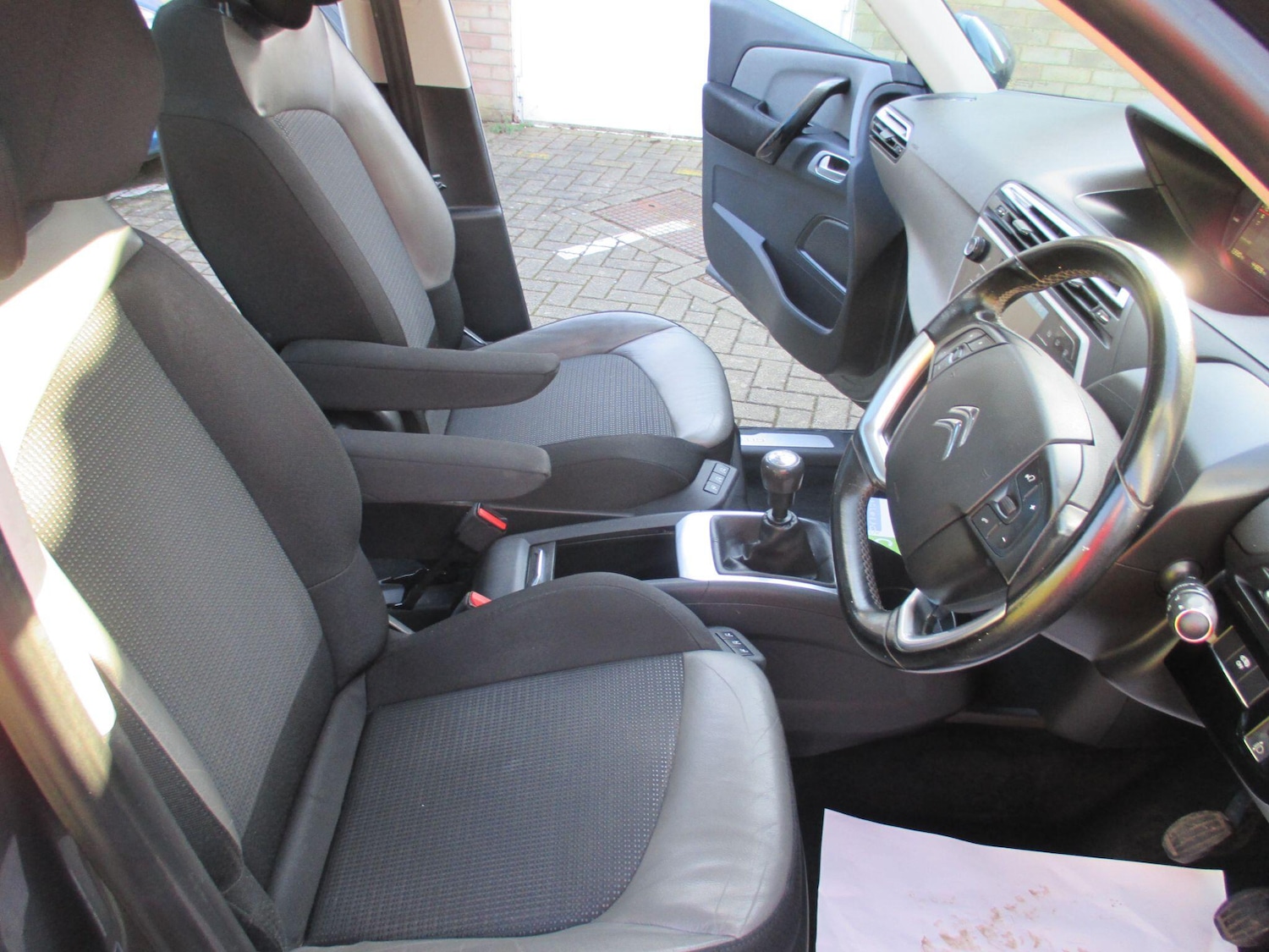 Used Citroen Grand C4 Picasso 2017 for sale - 77784148: Photo 23