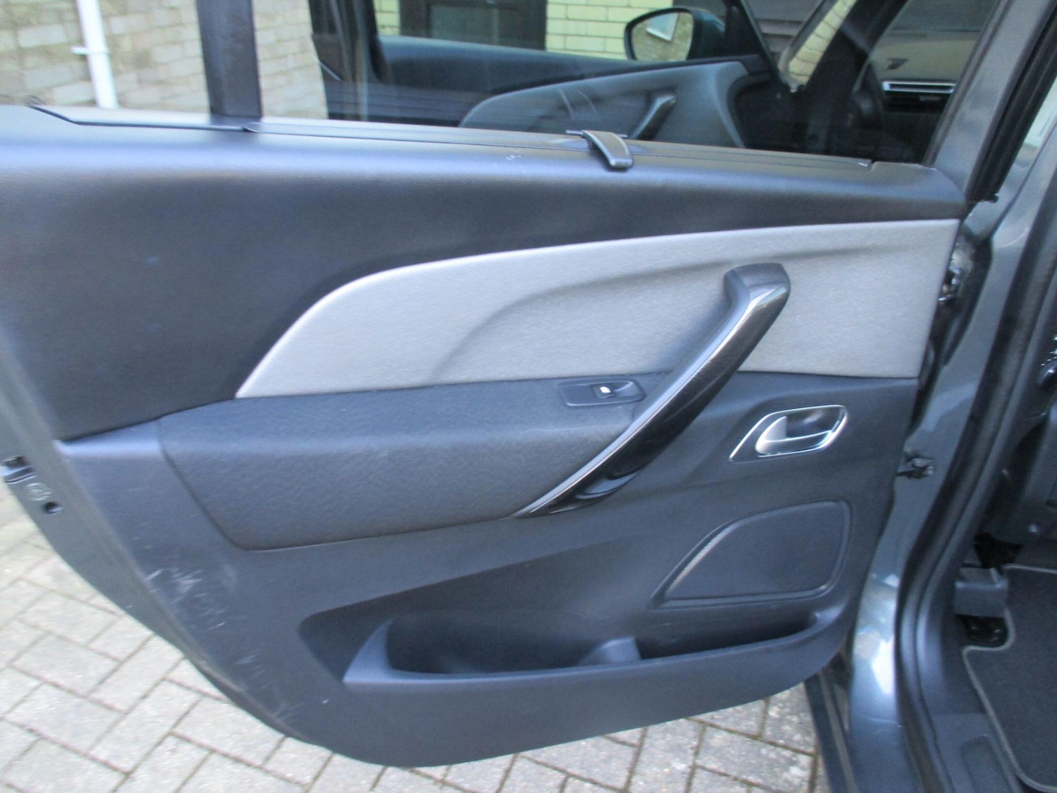 Used Citroen Grand C4 Picasso 2017 for sale - 77784148: Photo 52