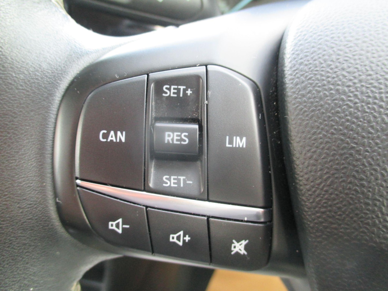 Used Ford Fiesta 2018 for sale - 76348972: Photo 34