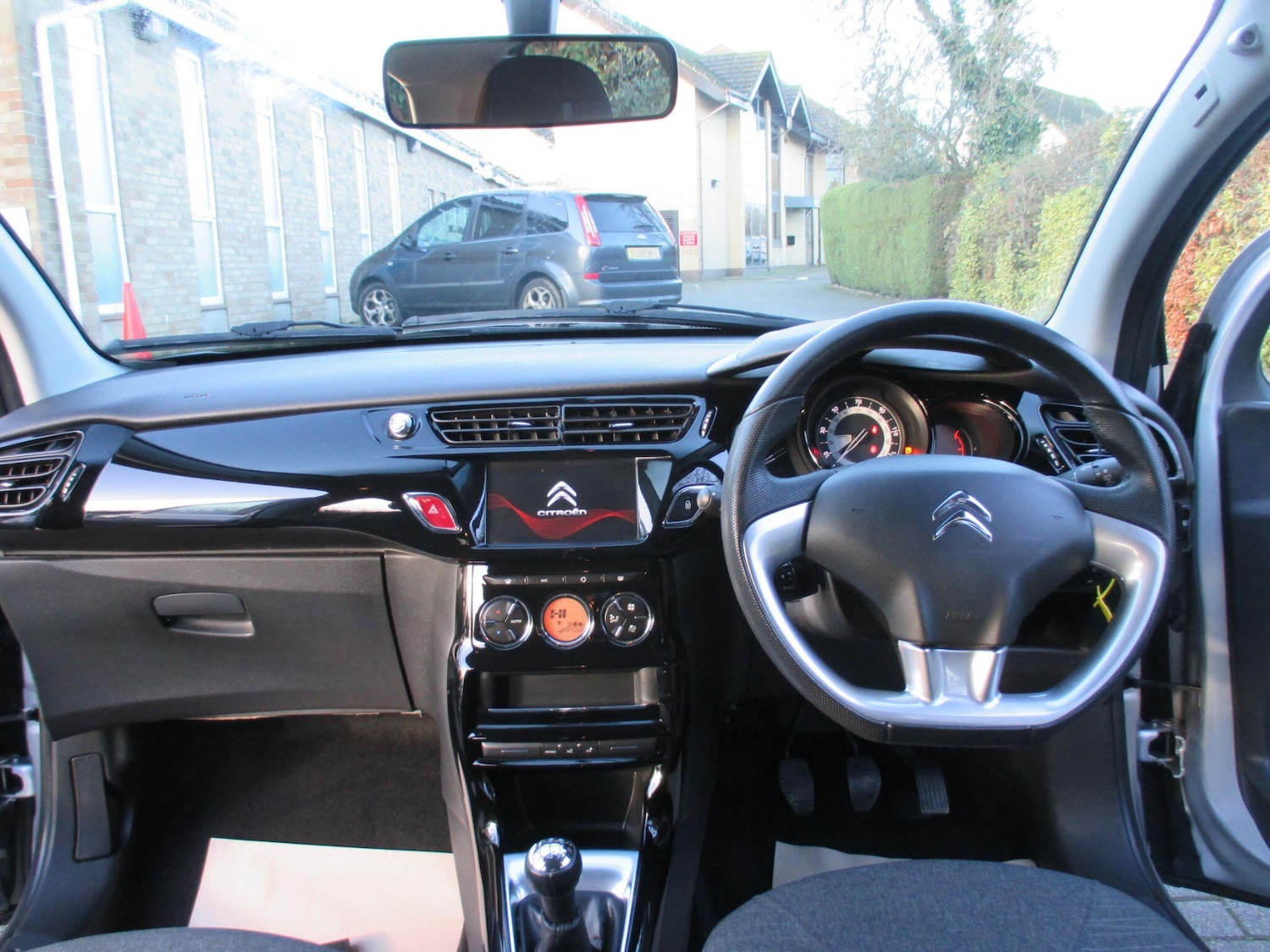 Used Citroen C3 2016 for sale - 76752422: Photo 14