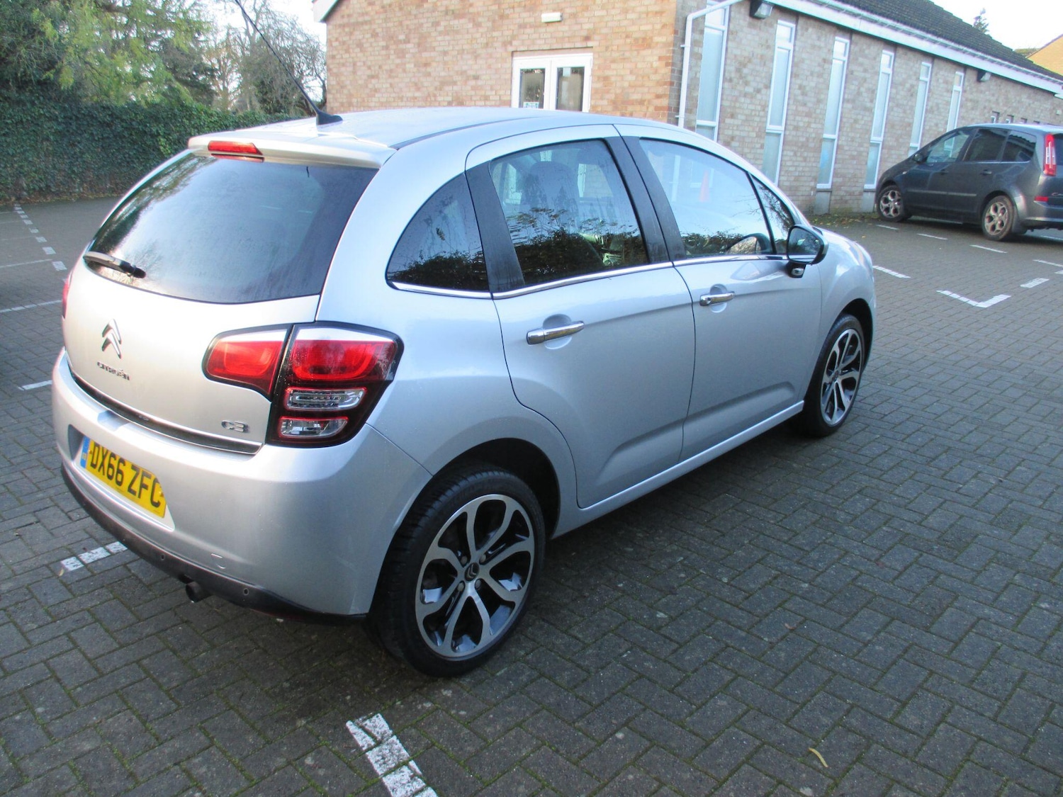 Used Citroen C3 2016 for sale - 76752422: Photo 5