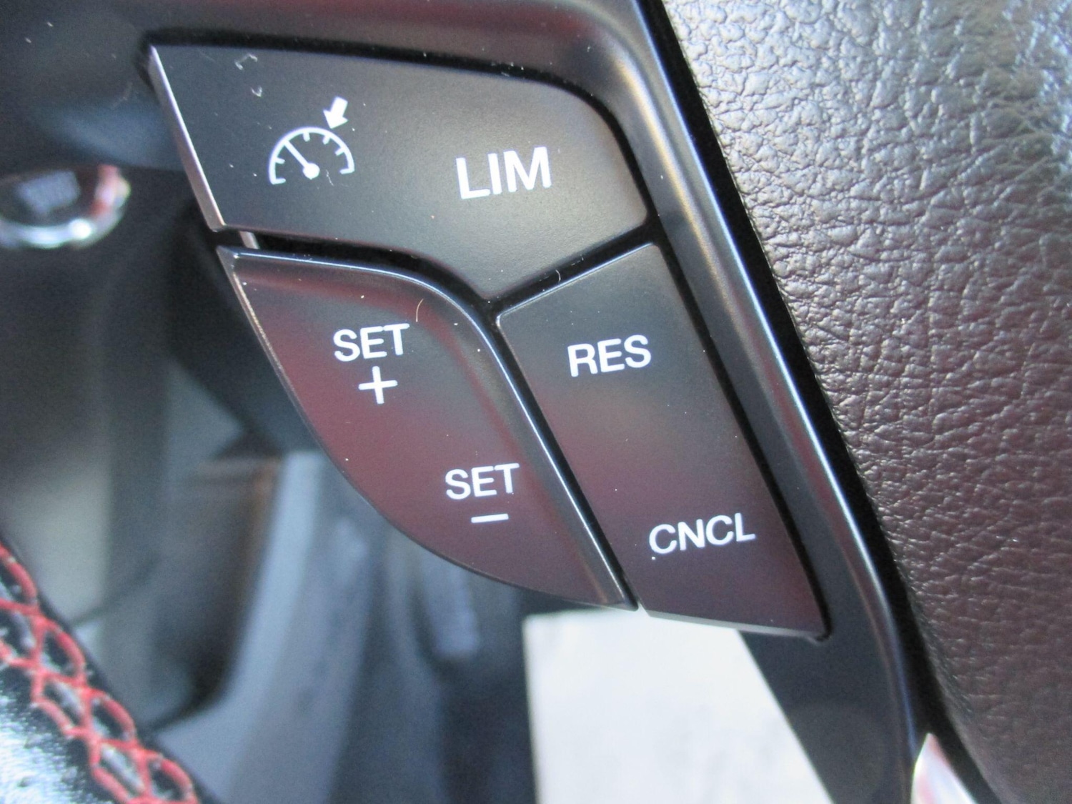 Used Ford S-Max 2018 for sale - 76912948: Photo 36