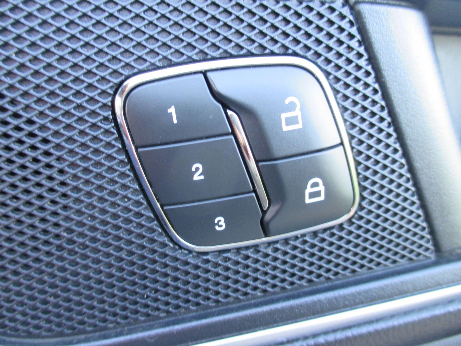 Used Ford S-Max 2018 for sale - 76912948: Photo 47