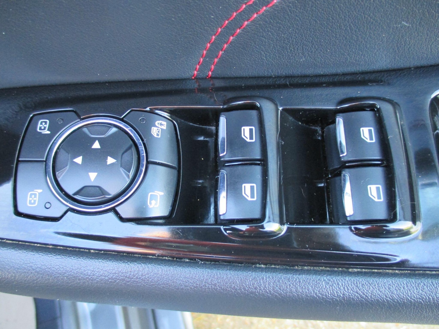 Used Ford S-Max 2018 for sale - 76912948: Photo 48