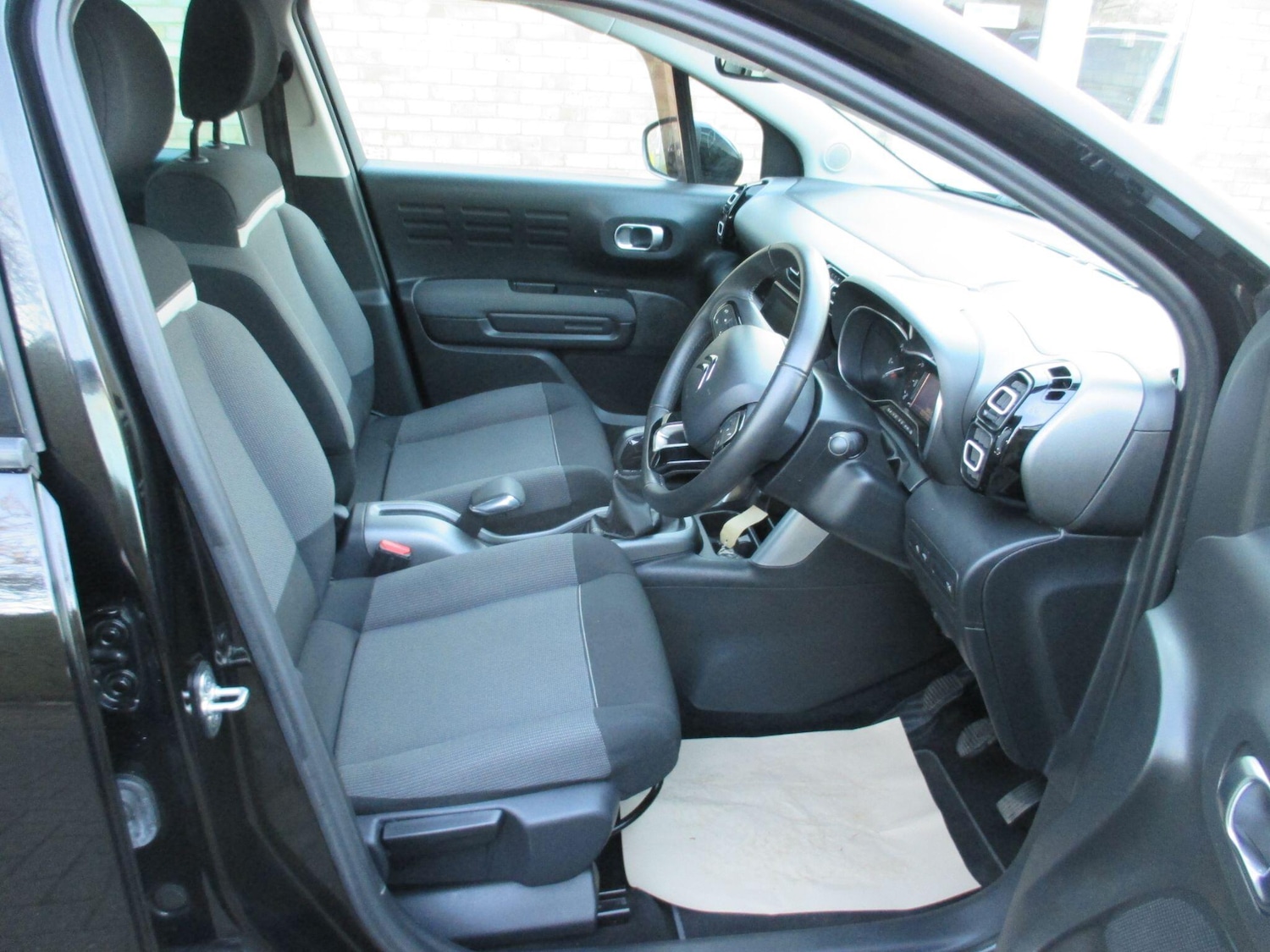 Used Citroen C3 Aircross 2017 for sale - 76886996: Photo 23