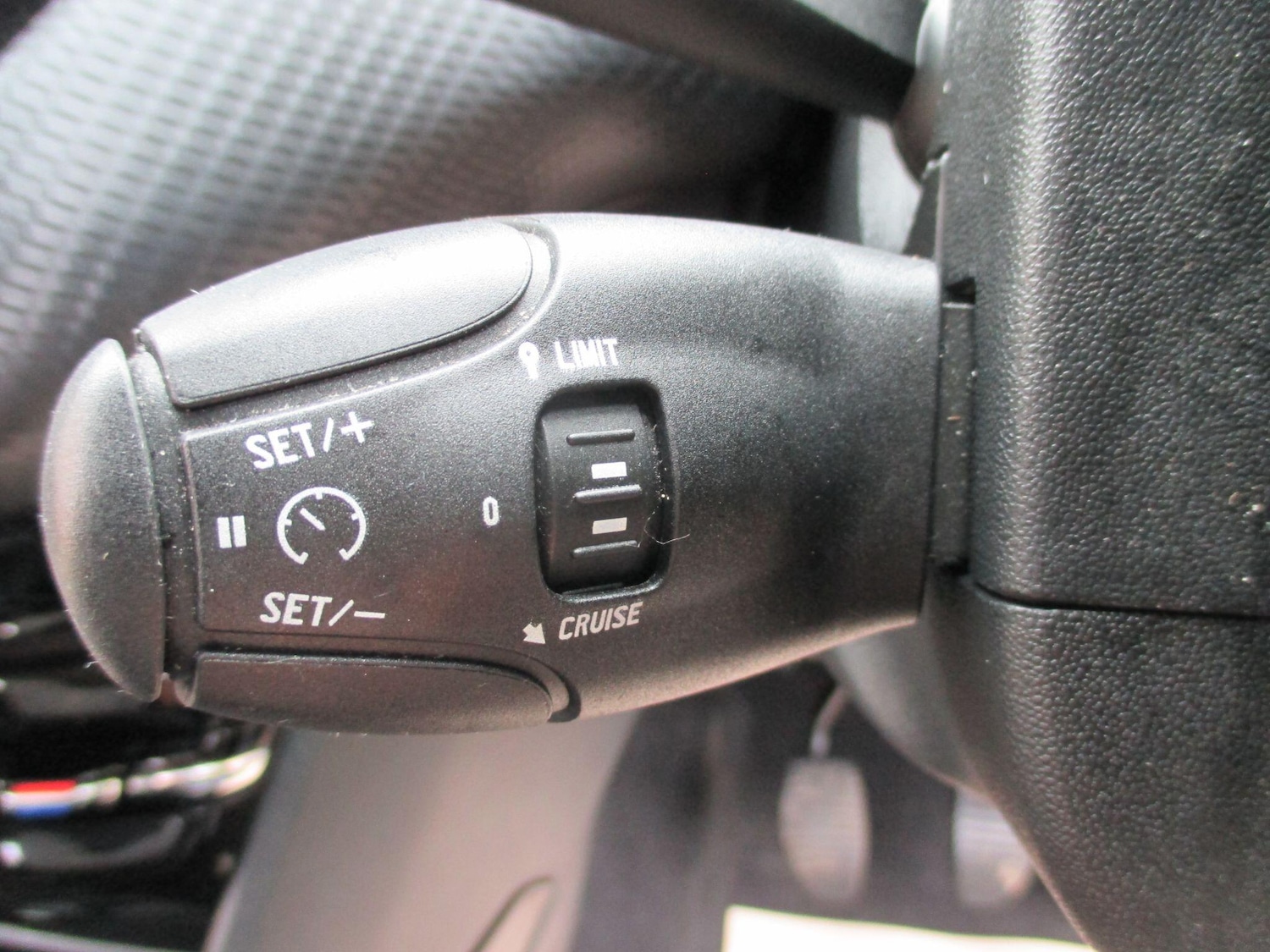 Used Peugeot 2008 2017 for sale - 78170367: Photo 33