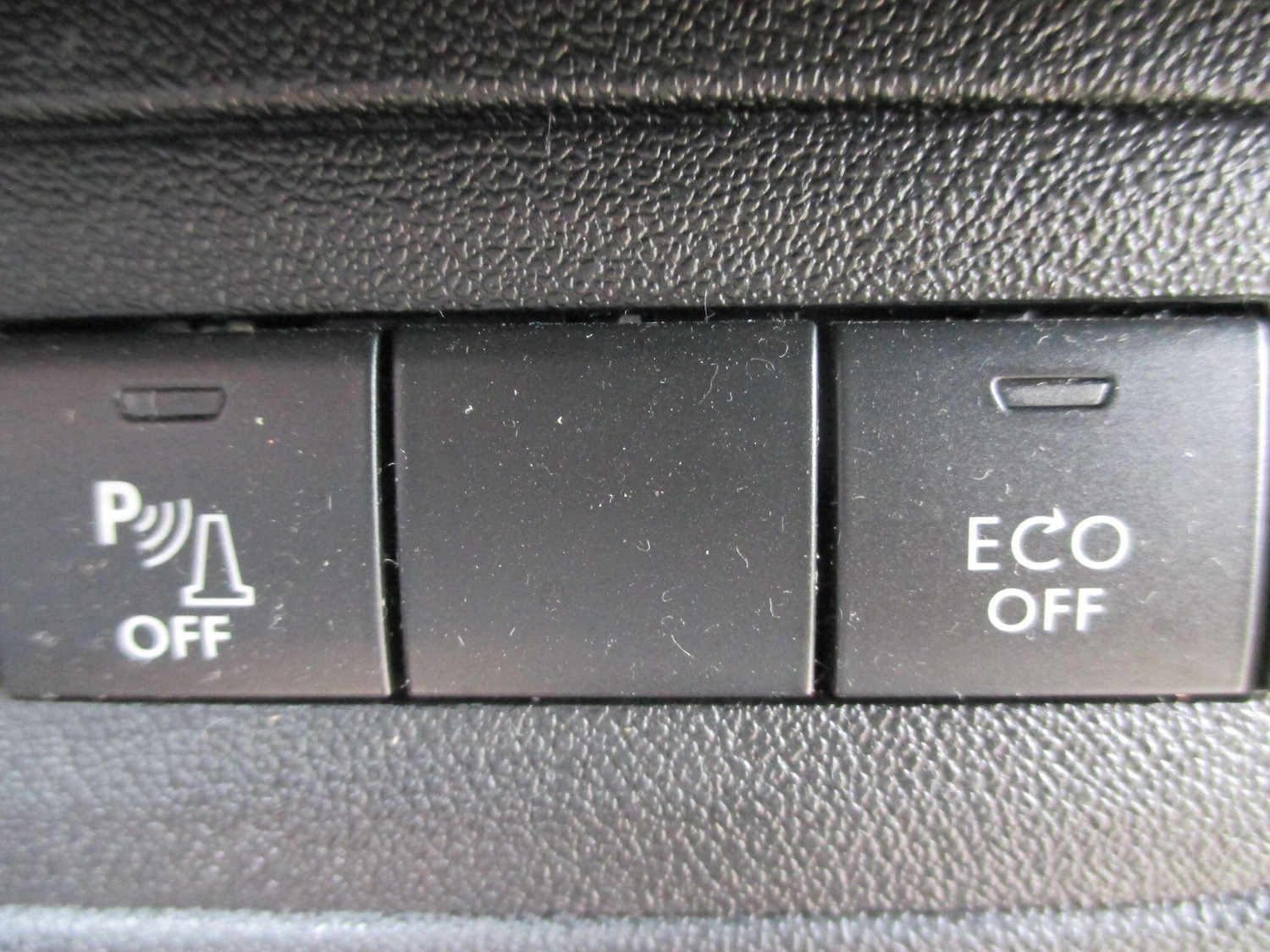 Used Peugeot 2008 2017 for sale - 78170367: Photo 39