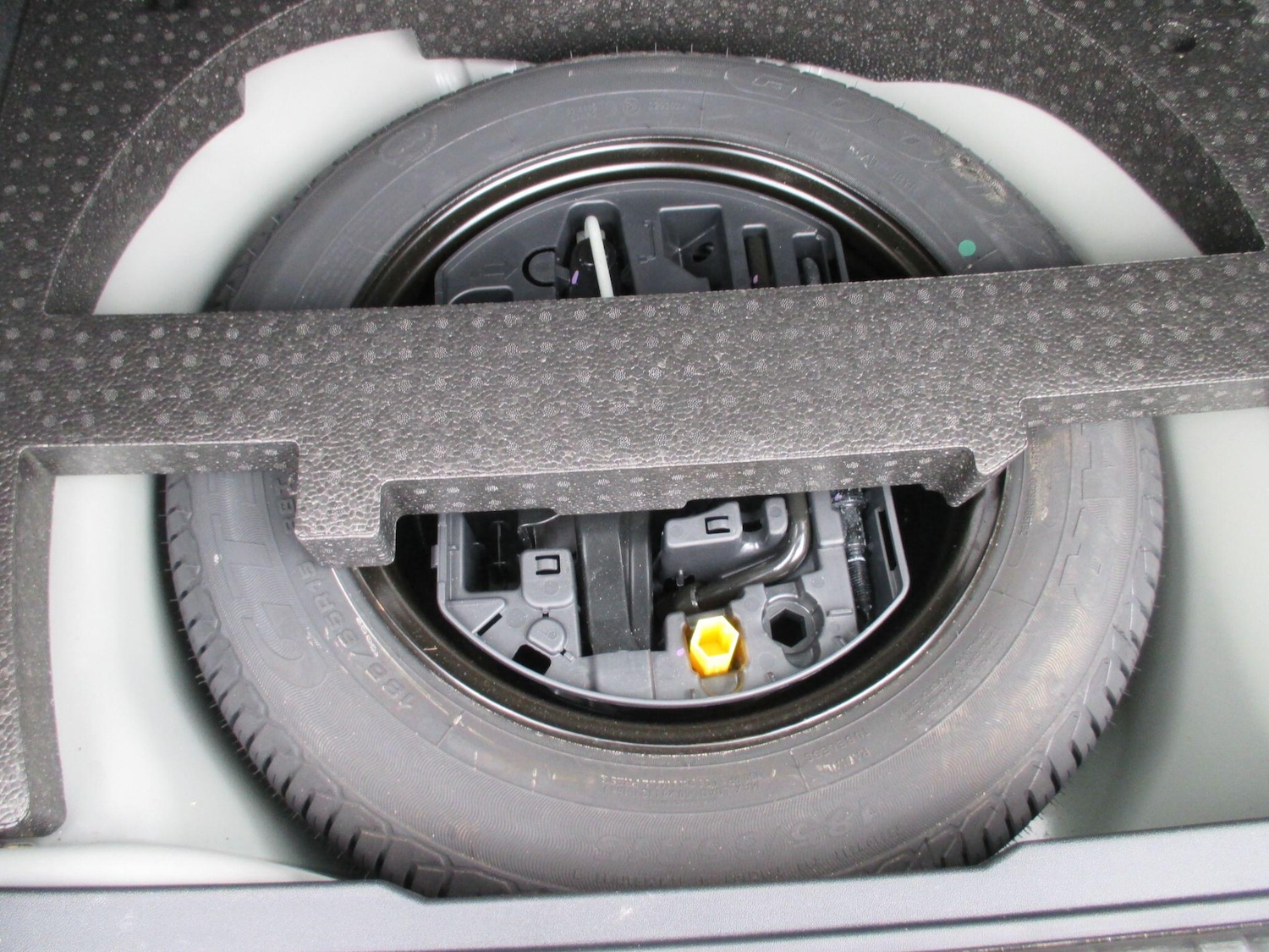 Used Peugeot 2008 2017 for sale - 78170367: Photo 46