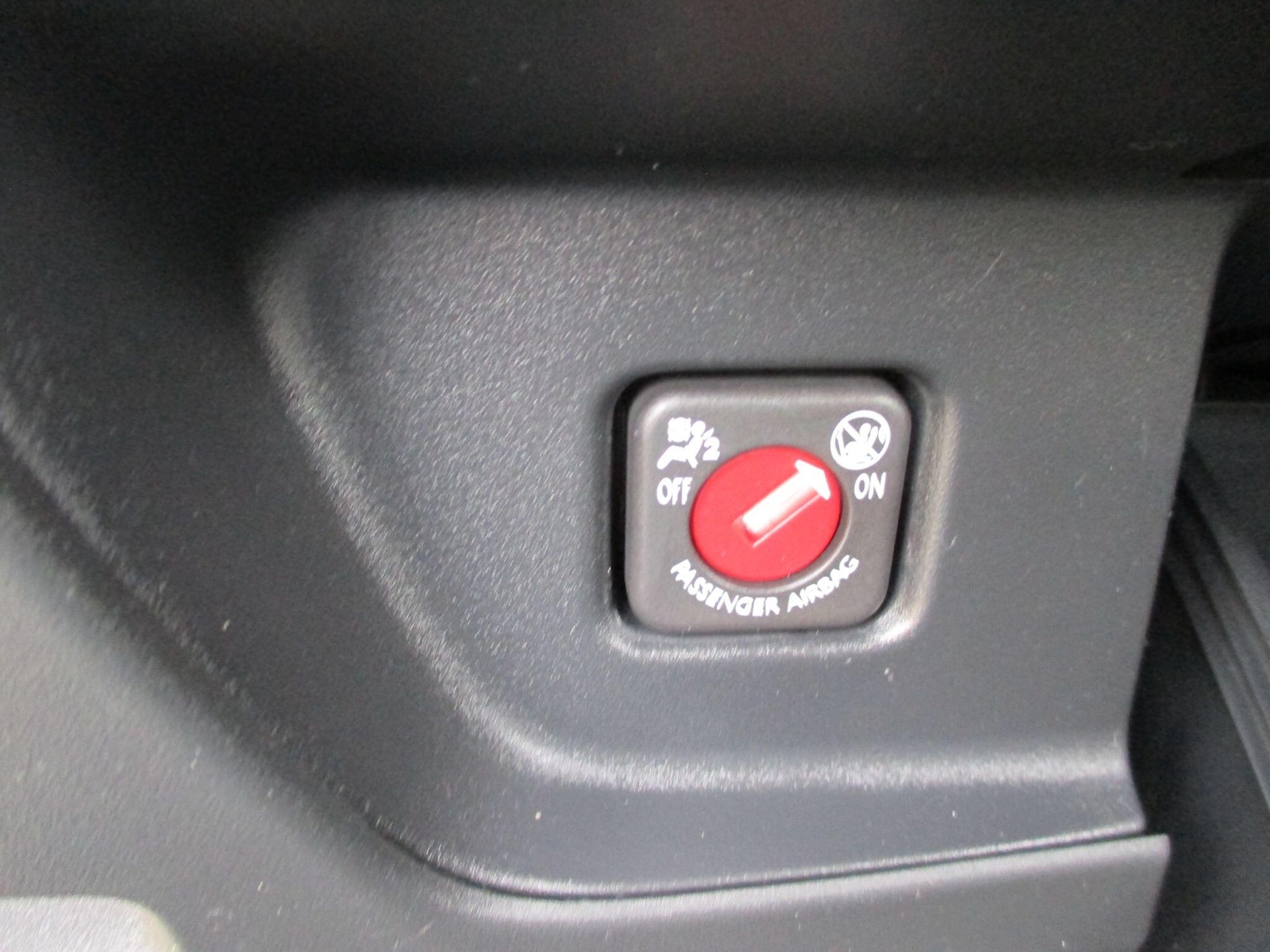 Used Peugeot 2008 2017 for sale - 78170367: Photo 47