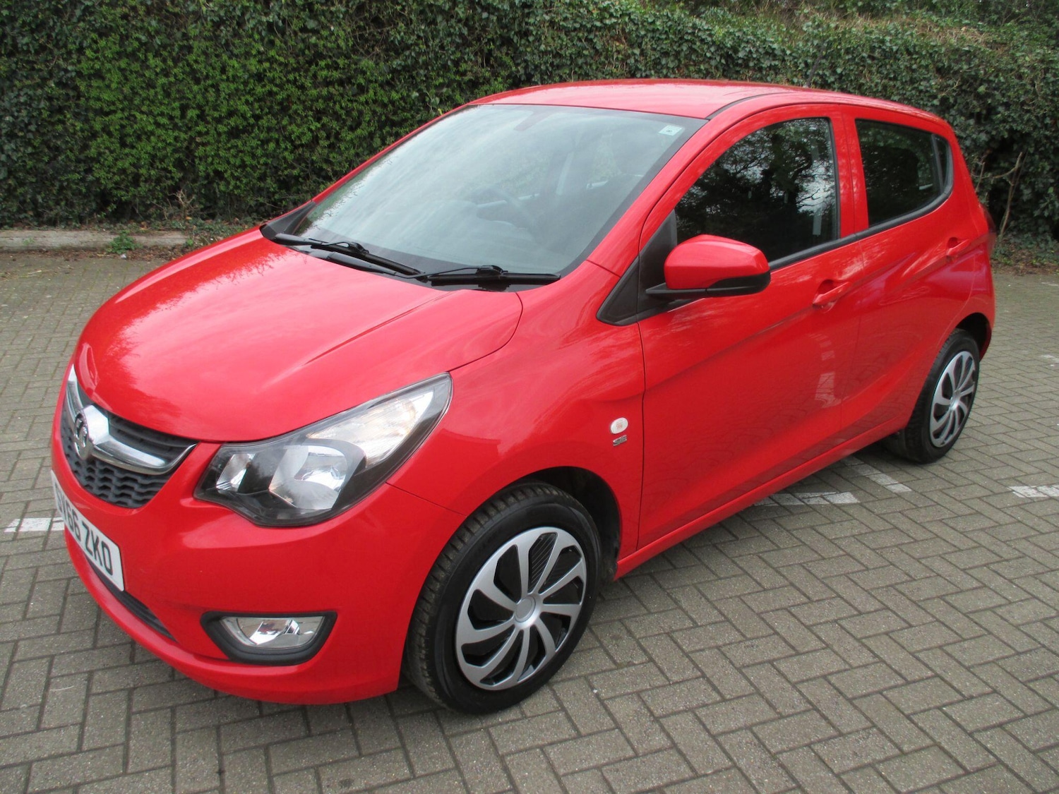 Used Vauxhall Viva 2016 for sale - 78205210: Photo 2