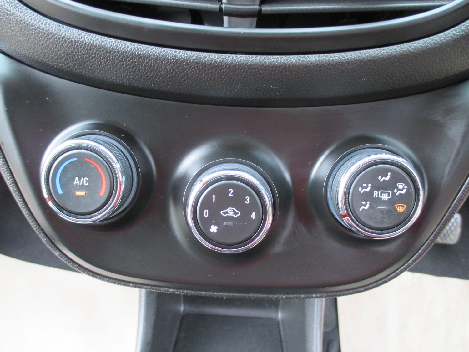 Used Vauxhall Viva 2016 for sale - 78205210: Photo 20