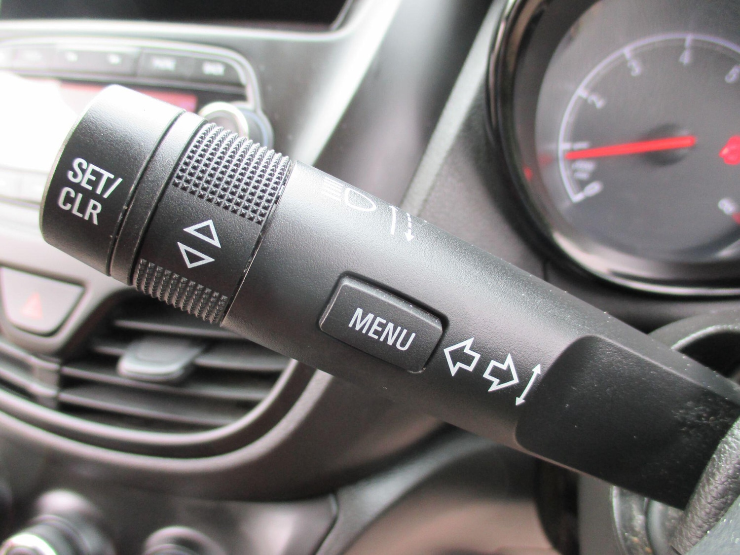 Used Vauxhall Viva 2016 for sale - 78205210: Photo 32