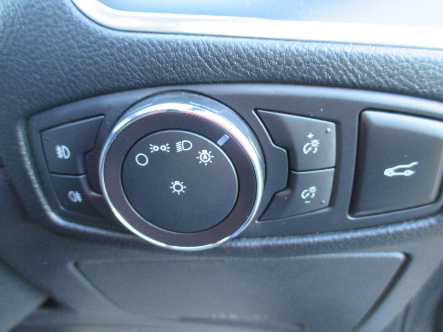 Used Ford S-Max 2018 for sale - 77839684: Photo 46