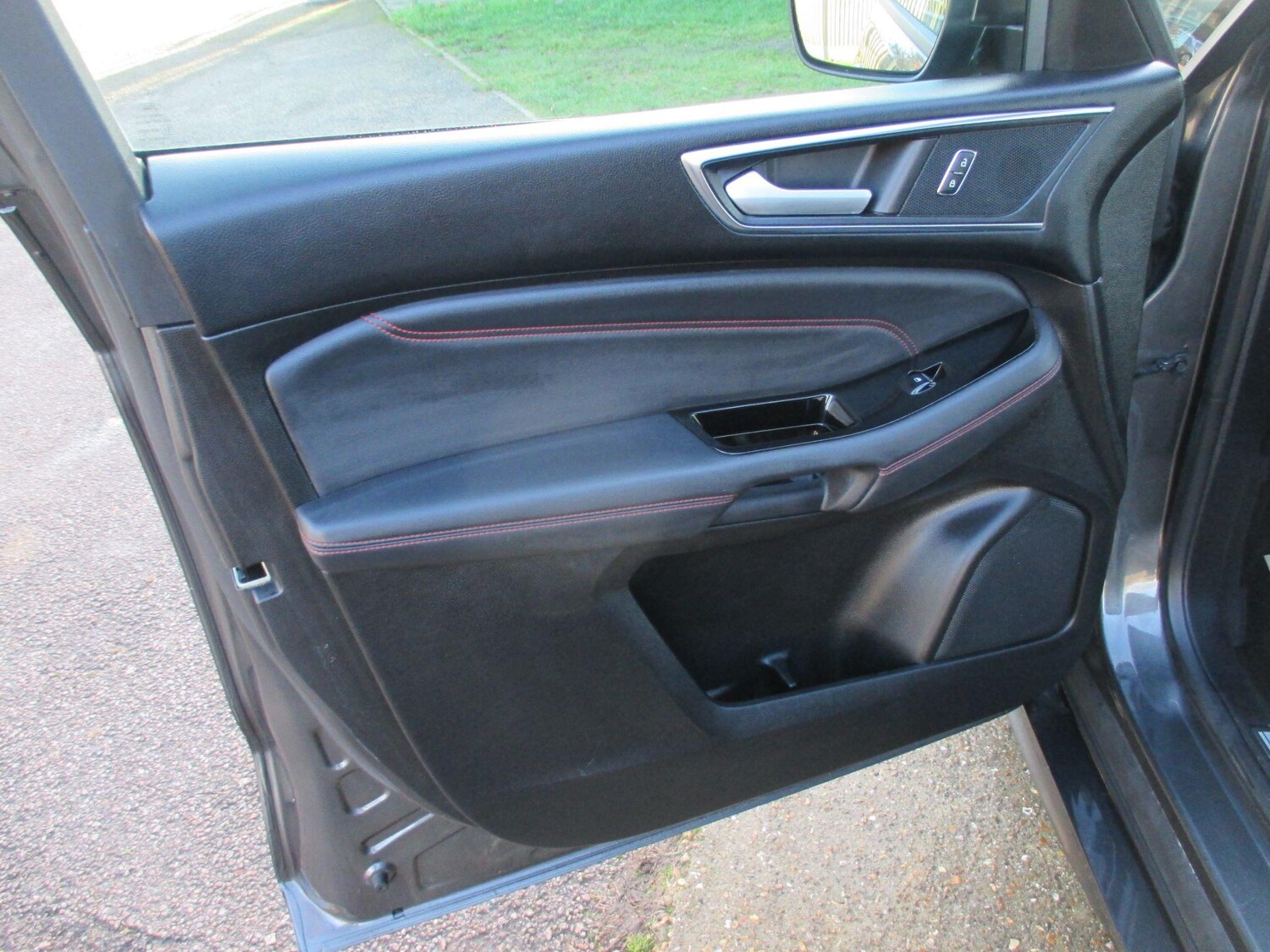 Used Ford S-Max 2018 for sale - 77839684: Photo 53