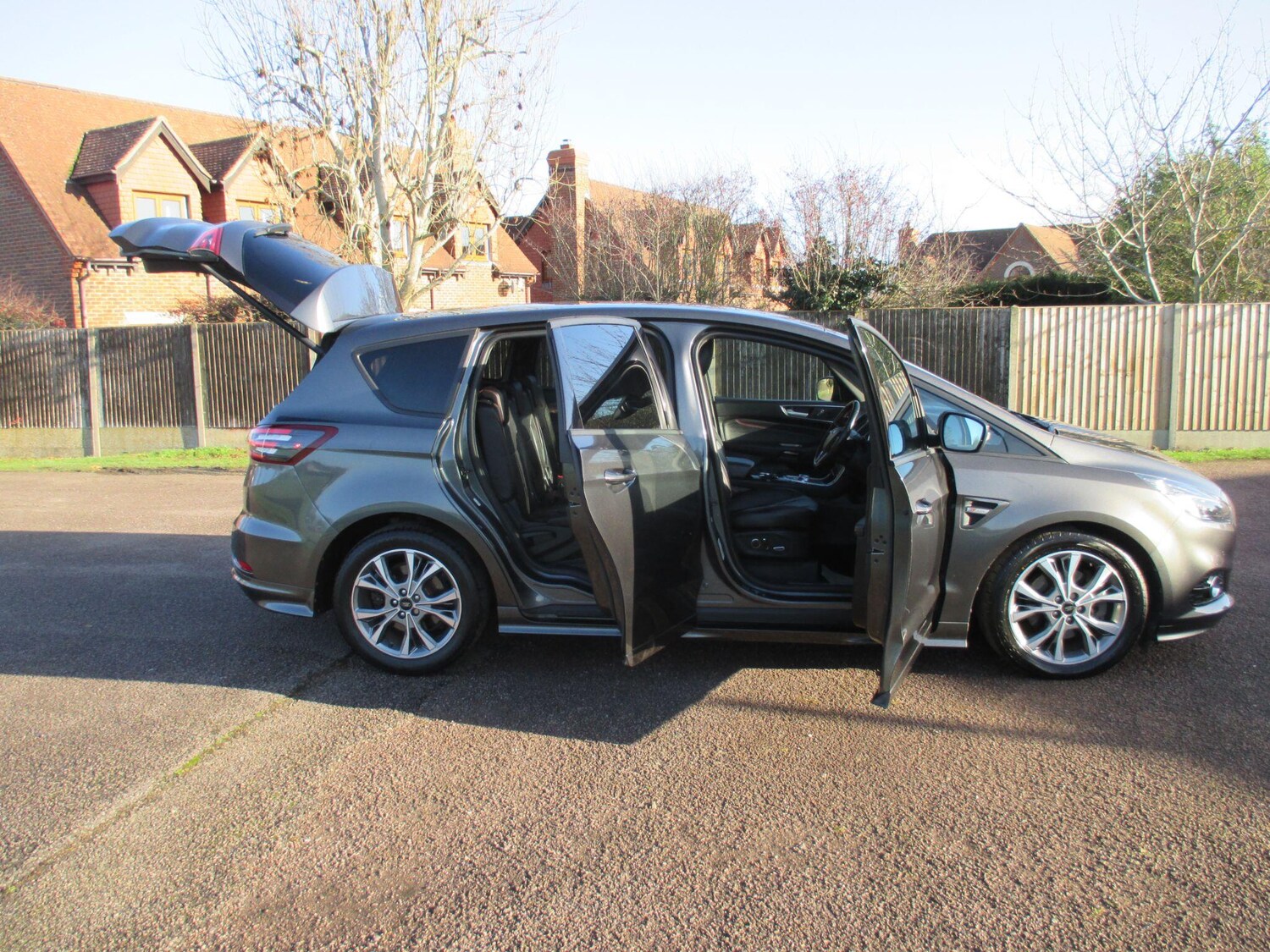 Used Ford S-Max 2018 for sale - 77839684: Photo 9