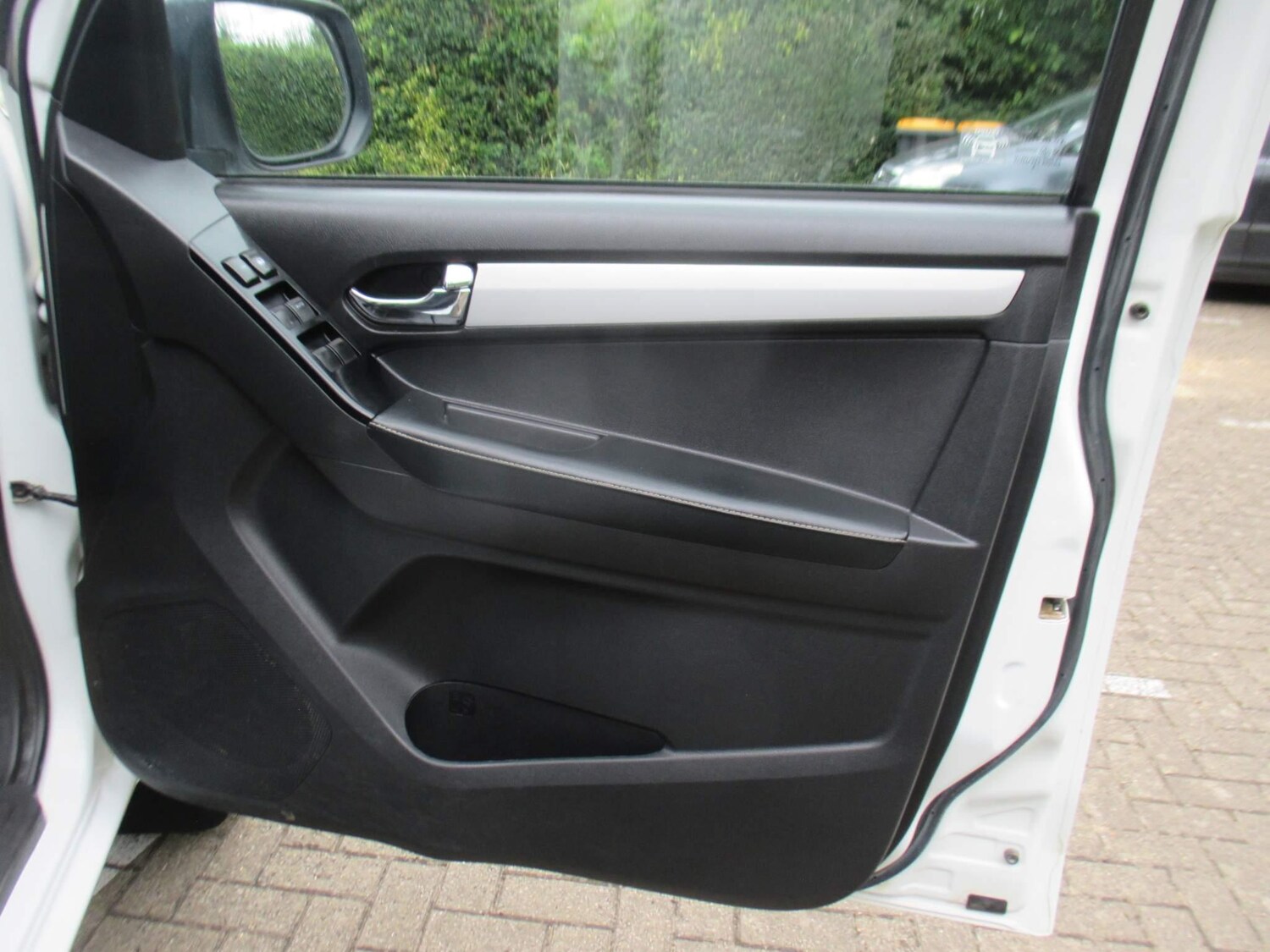 Vehicle 28