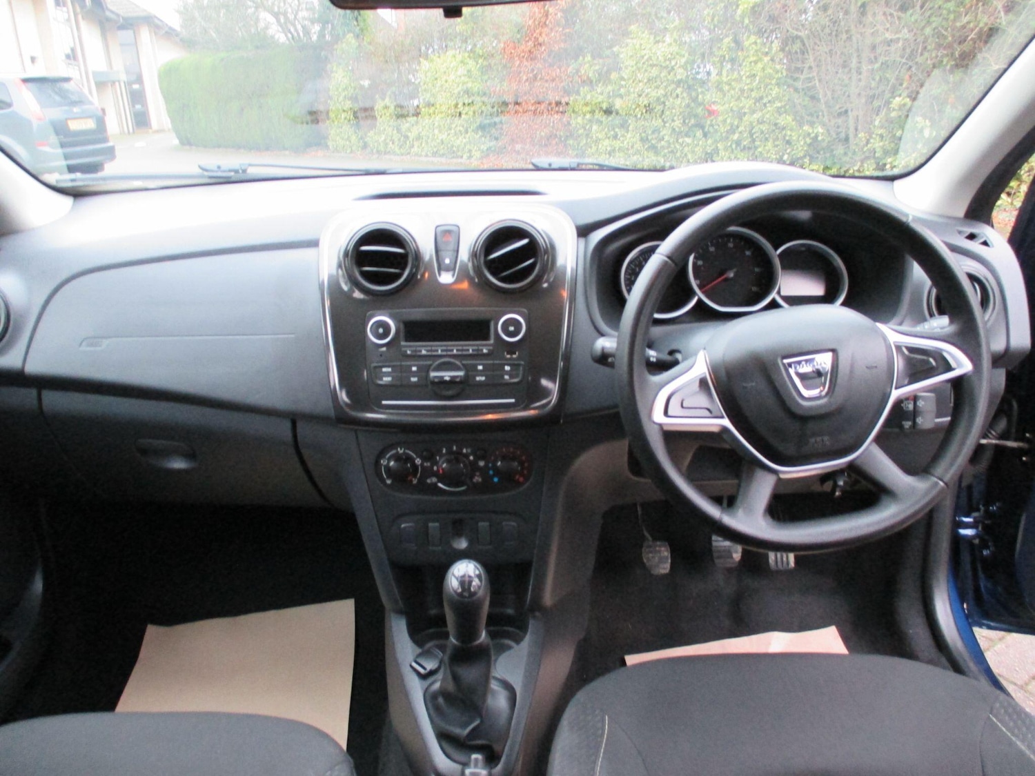 Used Dacia Sandero 2017 for sale - 77143862: Photo 14