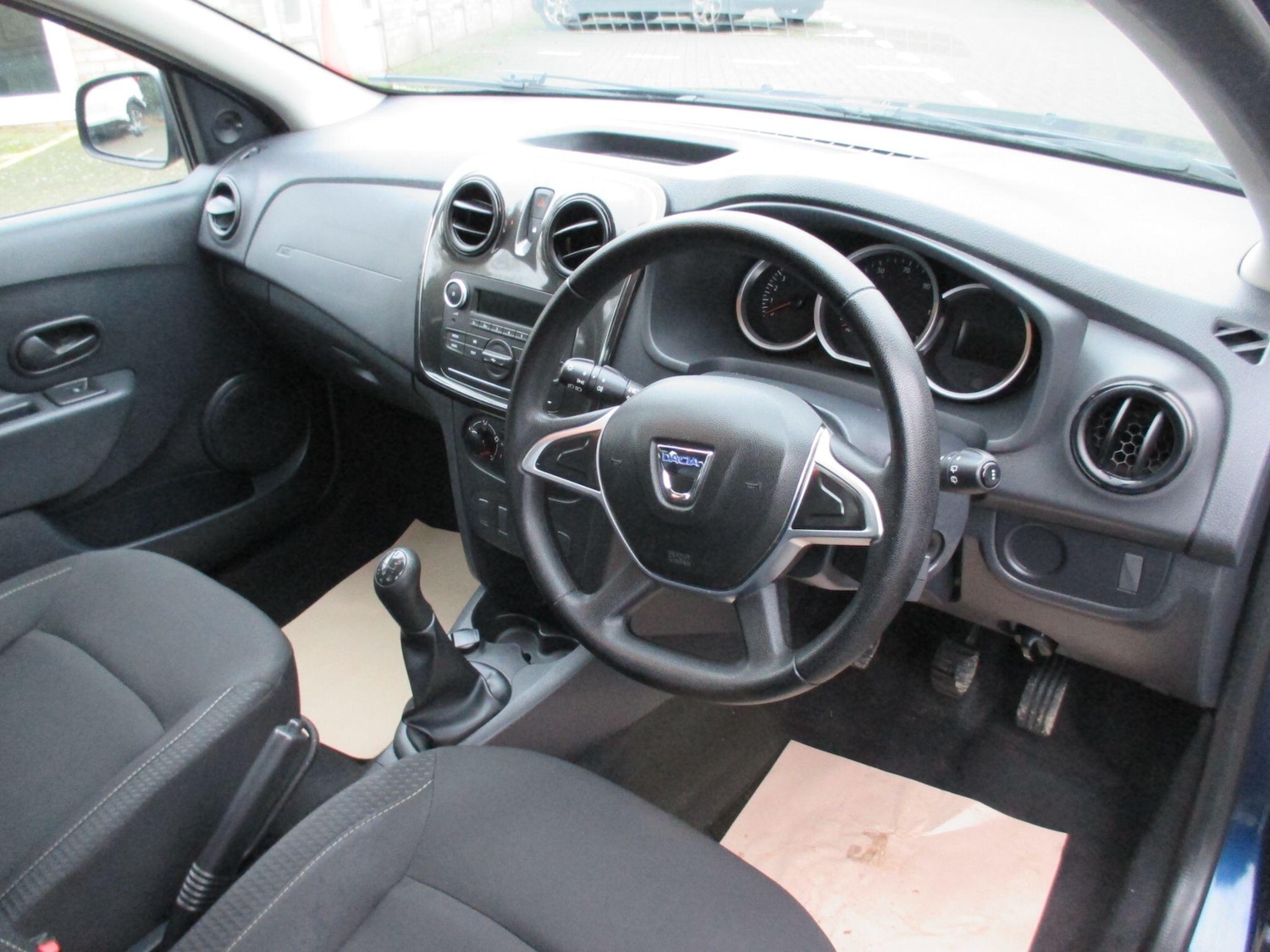 Used Dacia Sandero 2017 for sale - 77143862: Photo 16