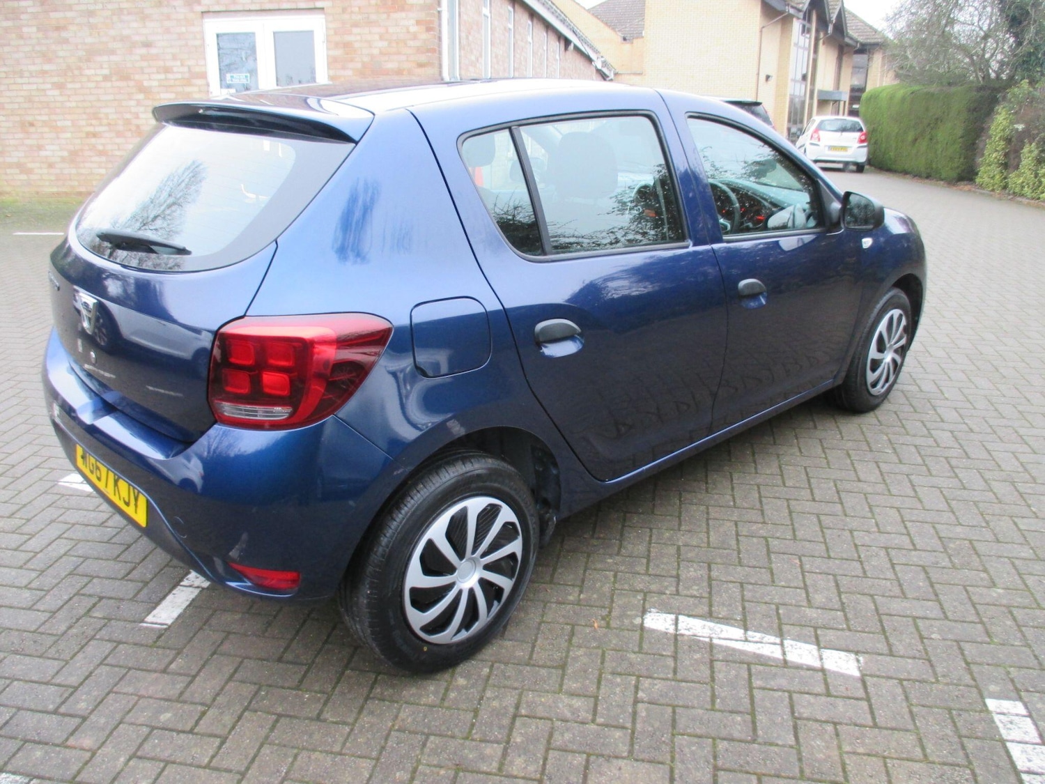 Used Dacia Sandero 2017 for sale - 77143862: Photo 5