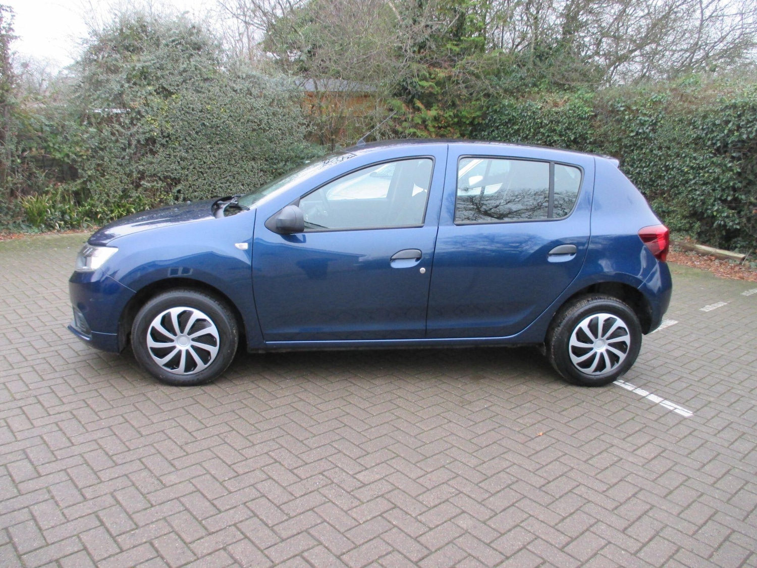 Used Dacia Sandero 2017 for sale - 77143862: Photo 7